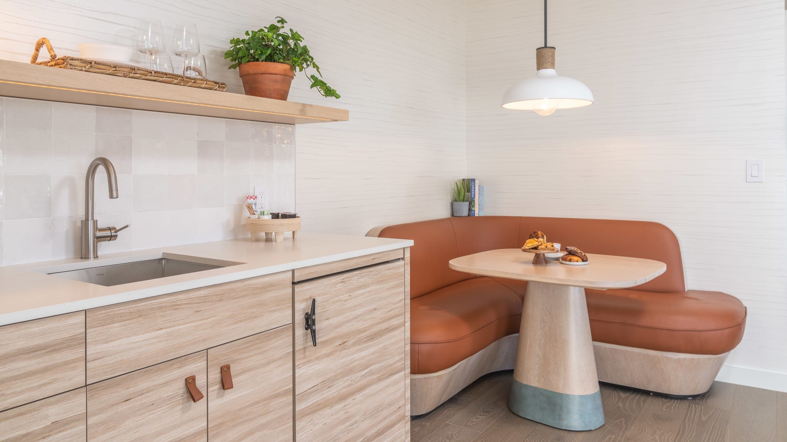 Patio King - Image 7