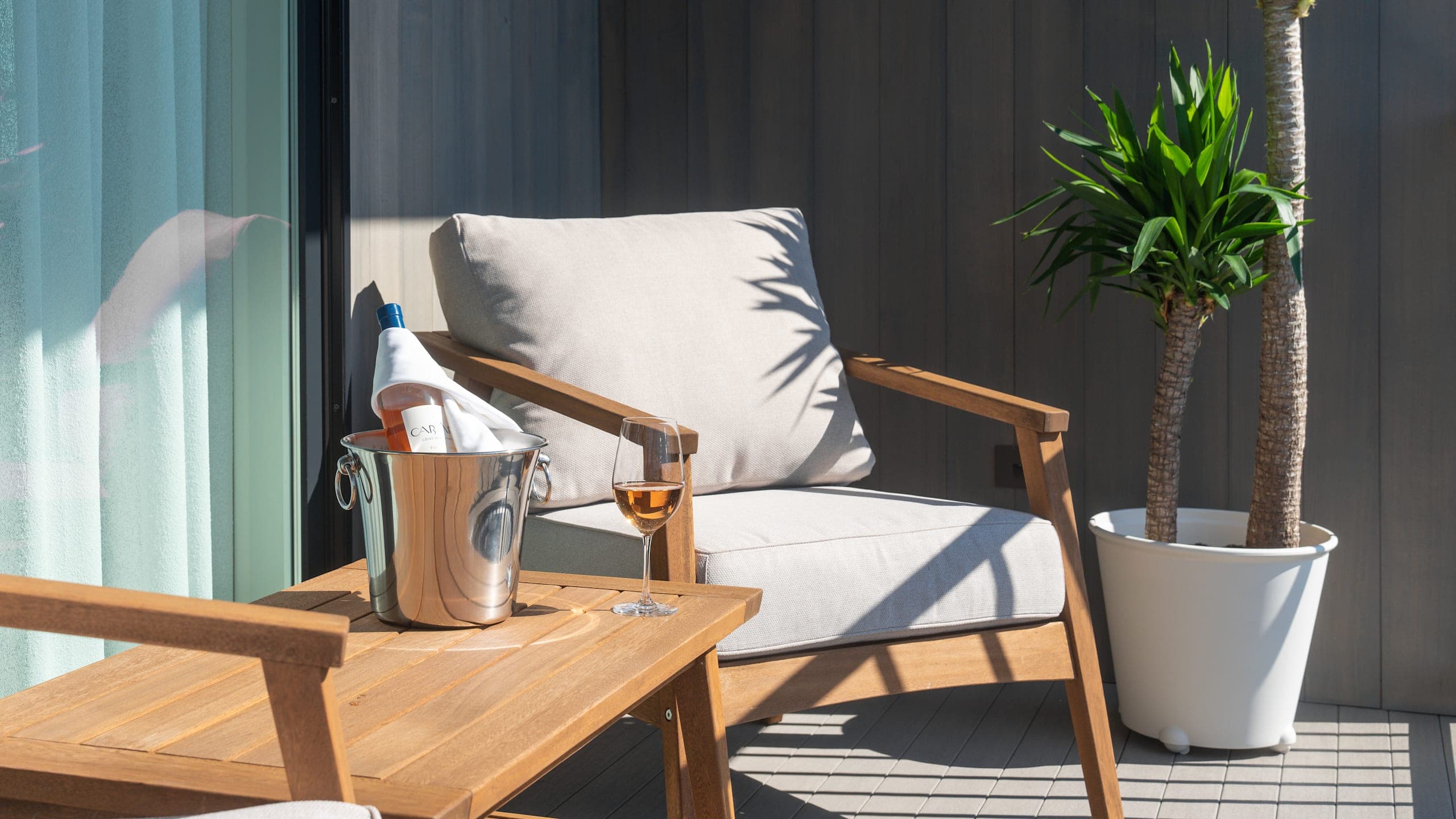 Patio King - Image 5