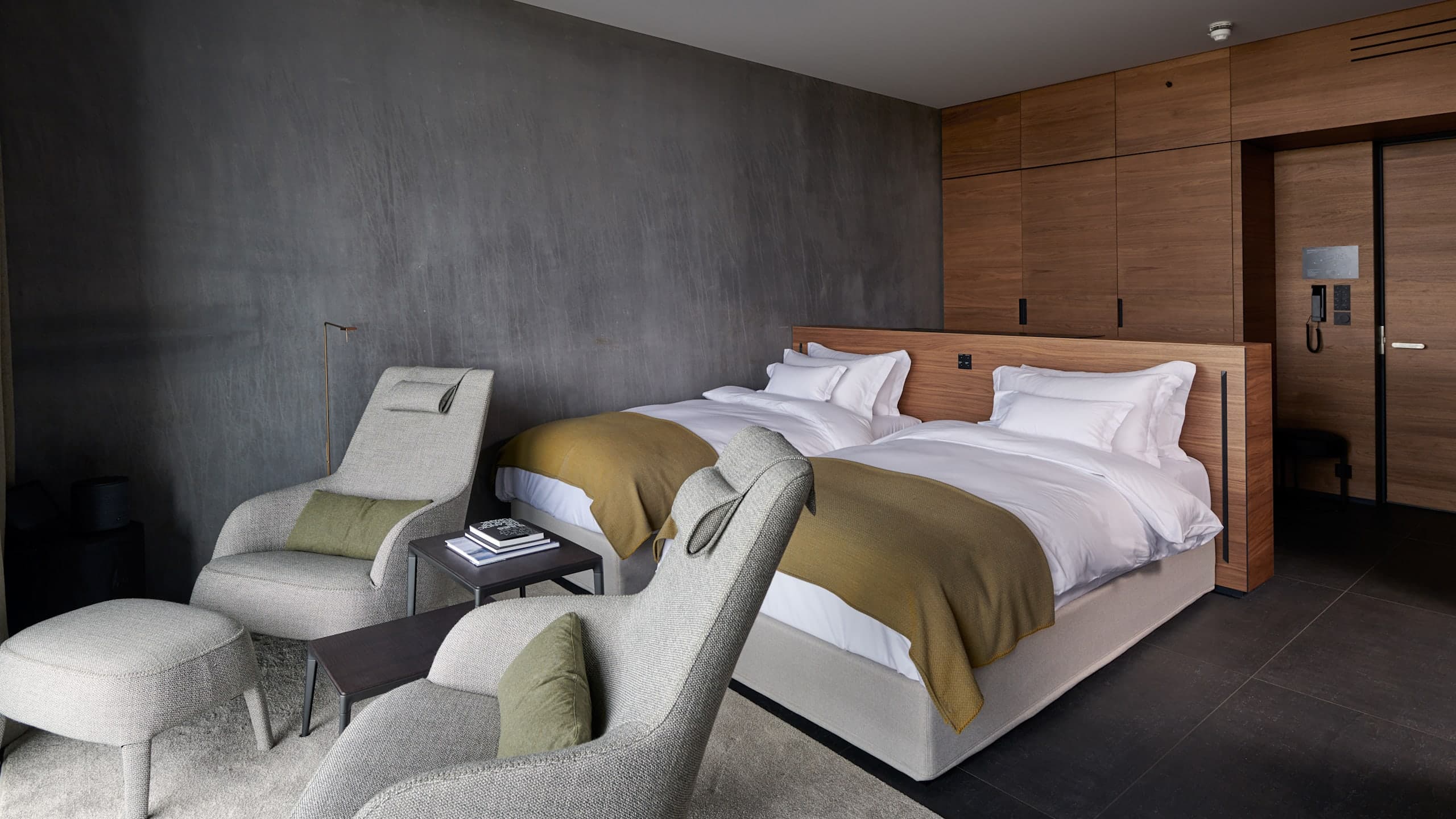 The Retreat at Blue Lagoon - Image 5