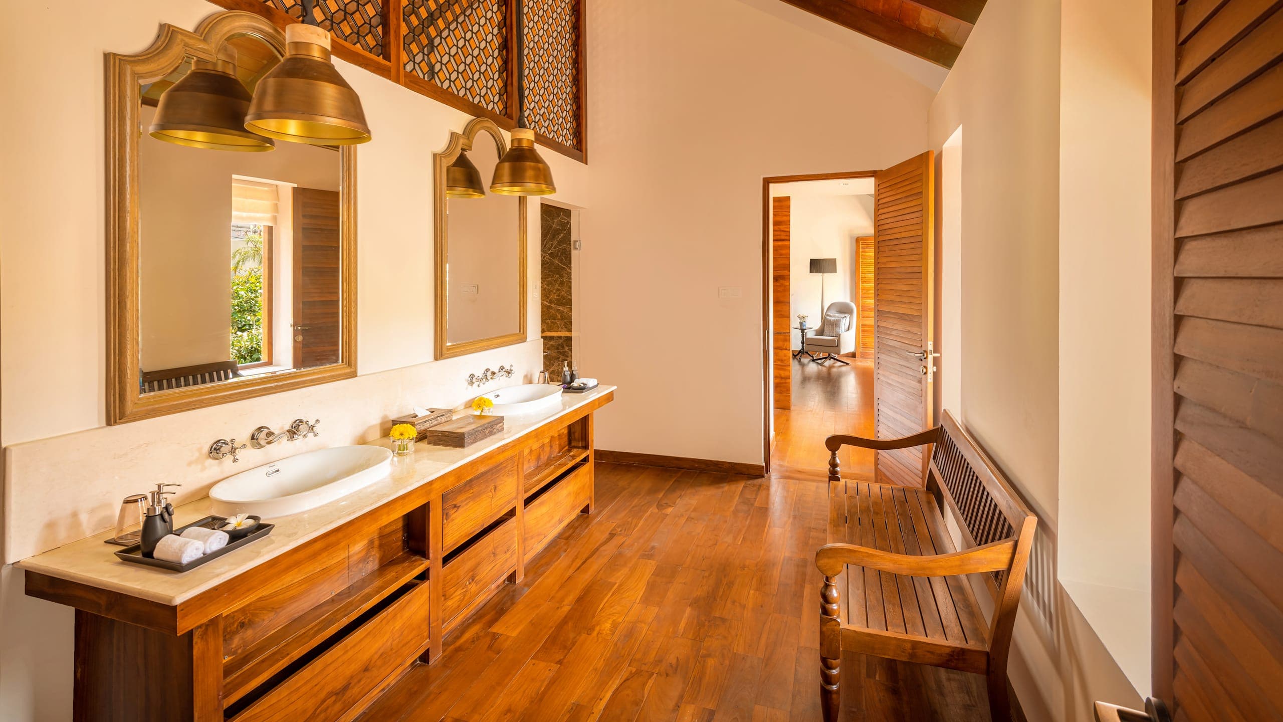 Master Suite Two - Image 10