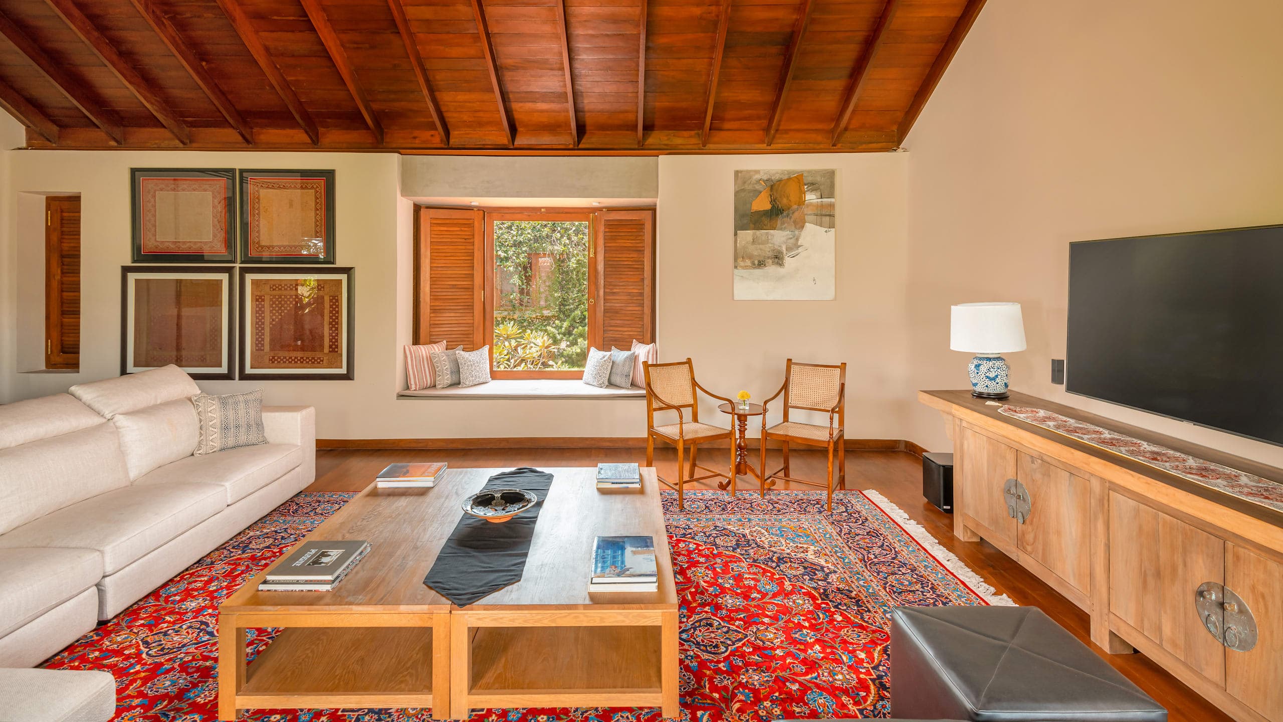 Master Suite Two - Image 4