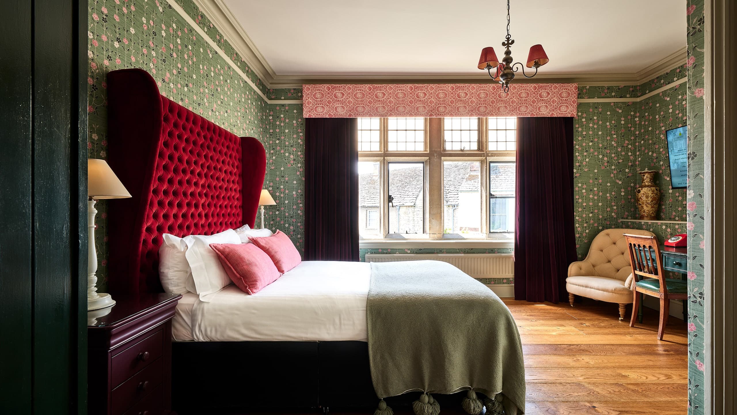 Classic Room - Image 1