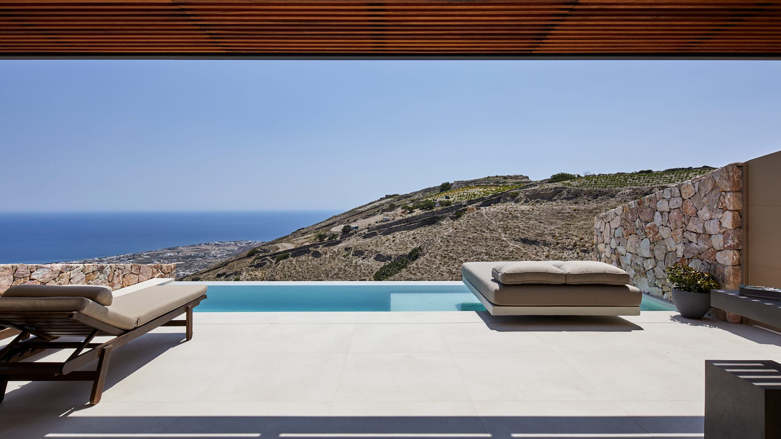 Retreat Suite - Image 4