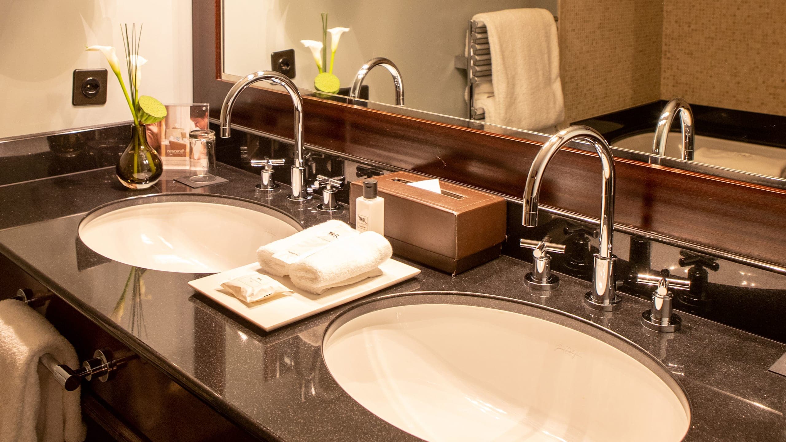 La Réserve Genève Hotel & Spa - Image 2