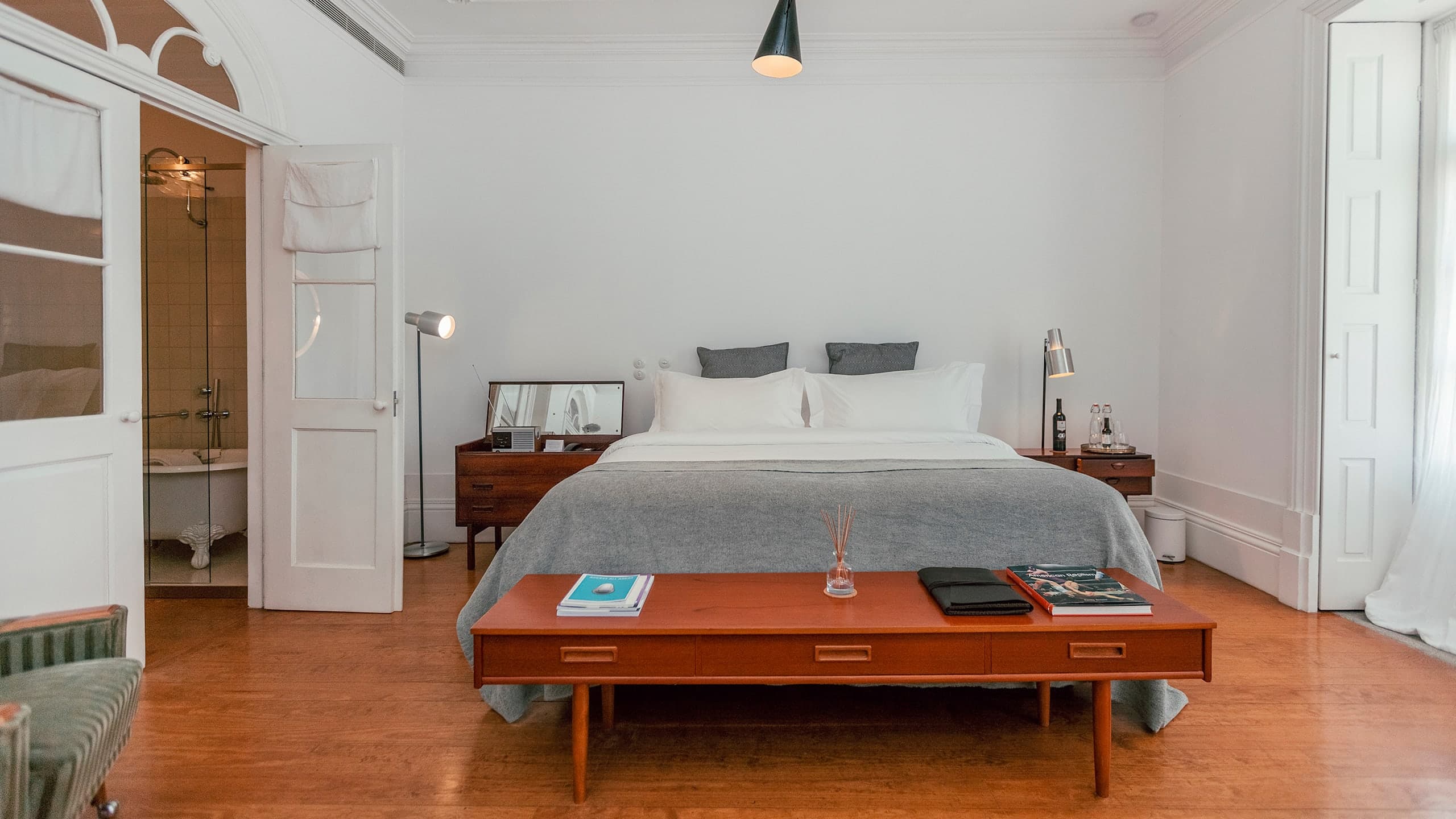 Townhouse Suite King Deluxe Garden - Image 4