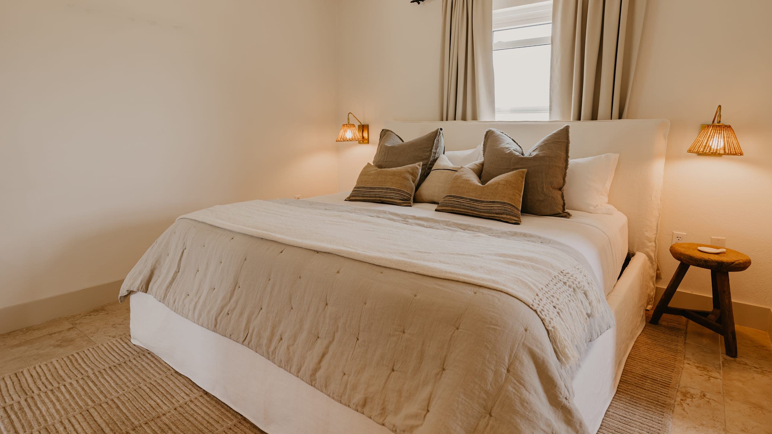 The Farmhouse - Image 12