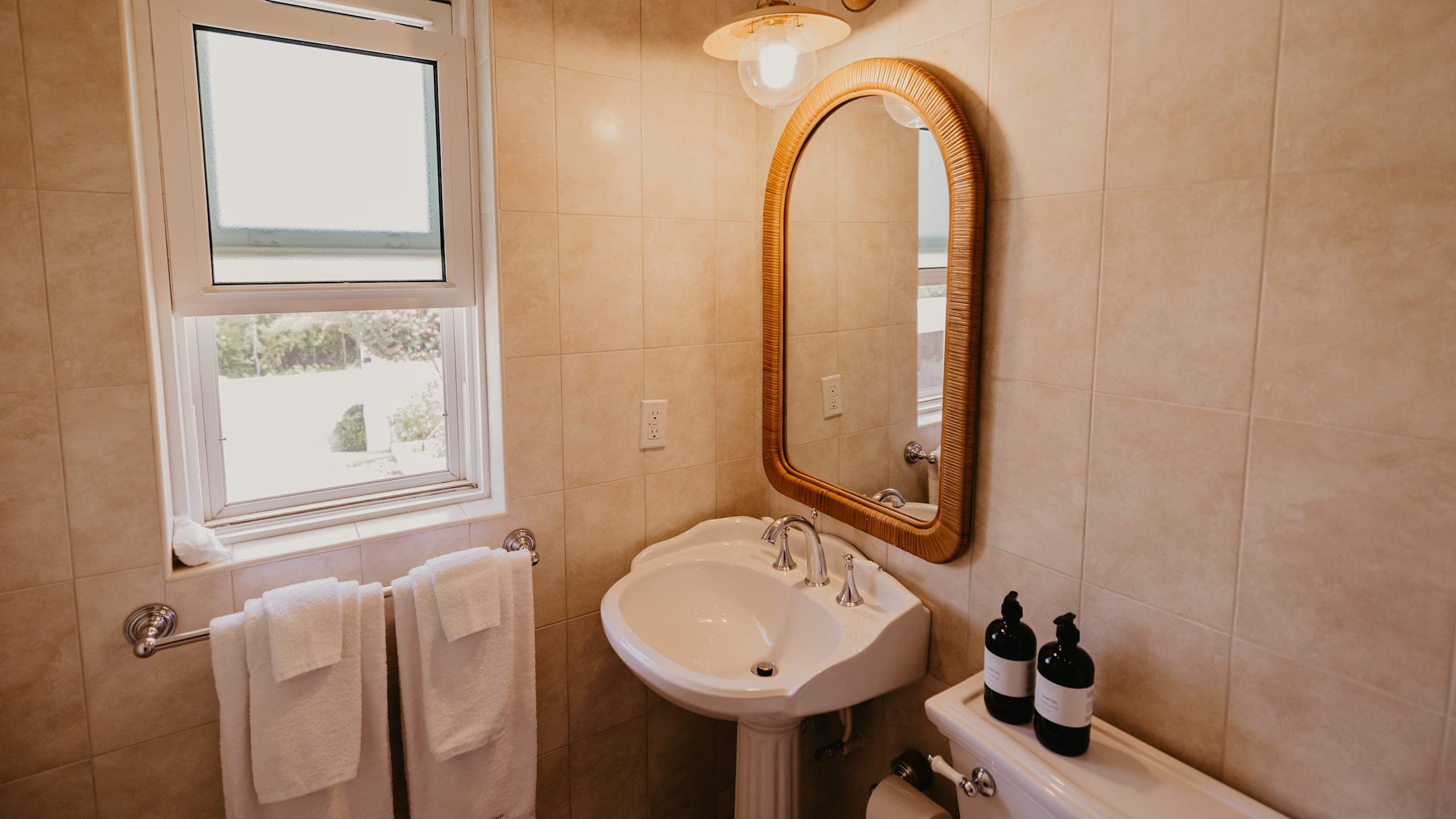 The Farmhouse - Image 13