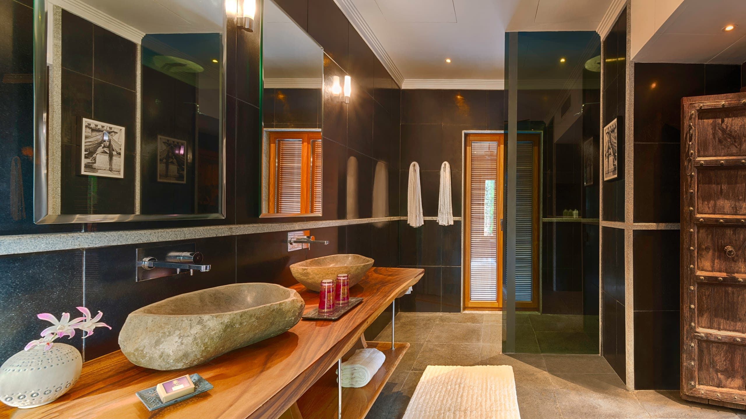 Suite with Ocean View - Image 1