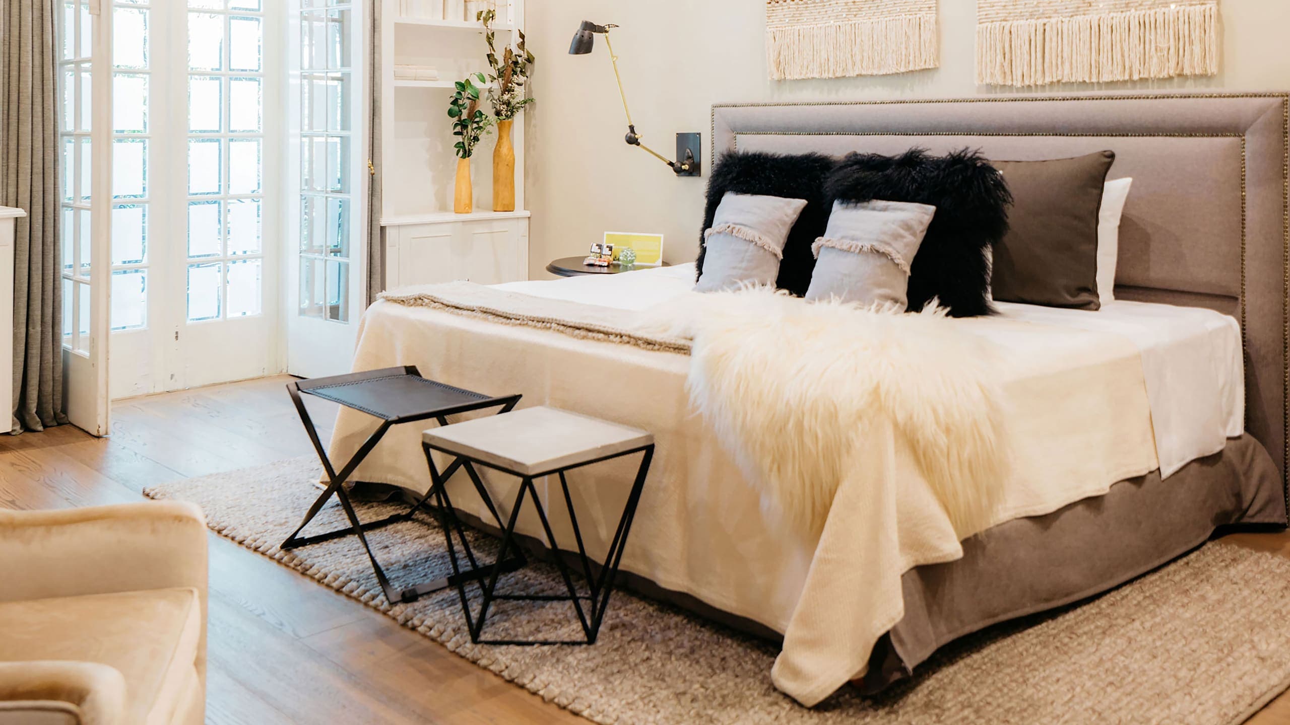 Tovar y de Teresa - Image 1