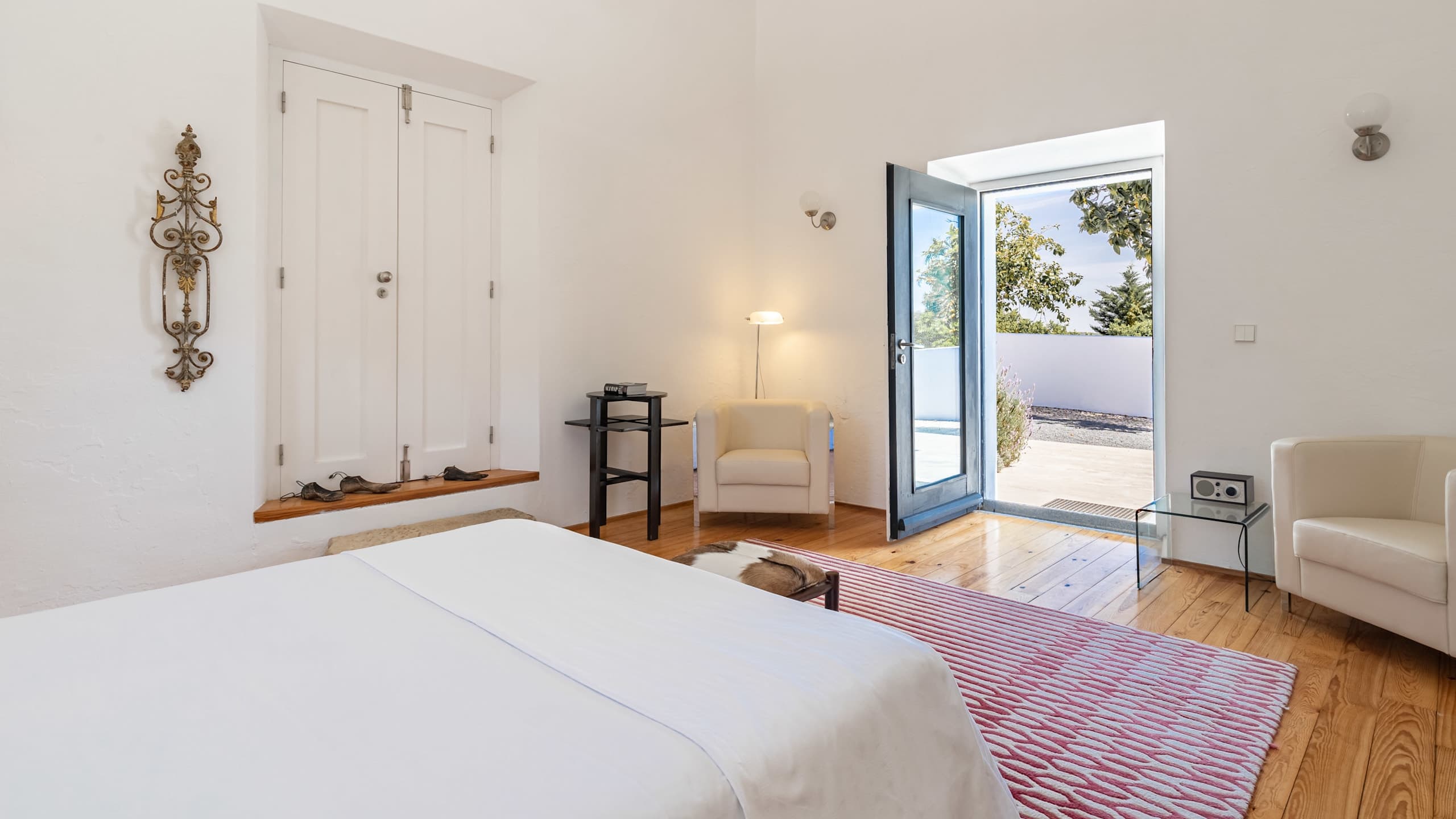 Double Room - Image 1