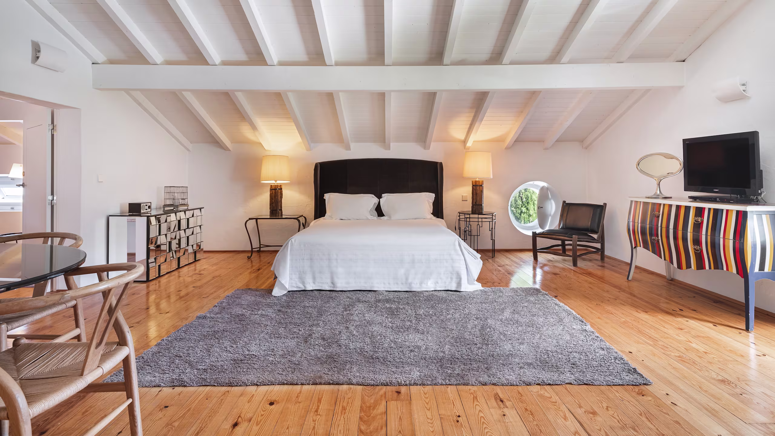 Superior Suite - Image 3