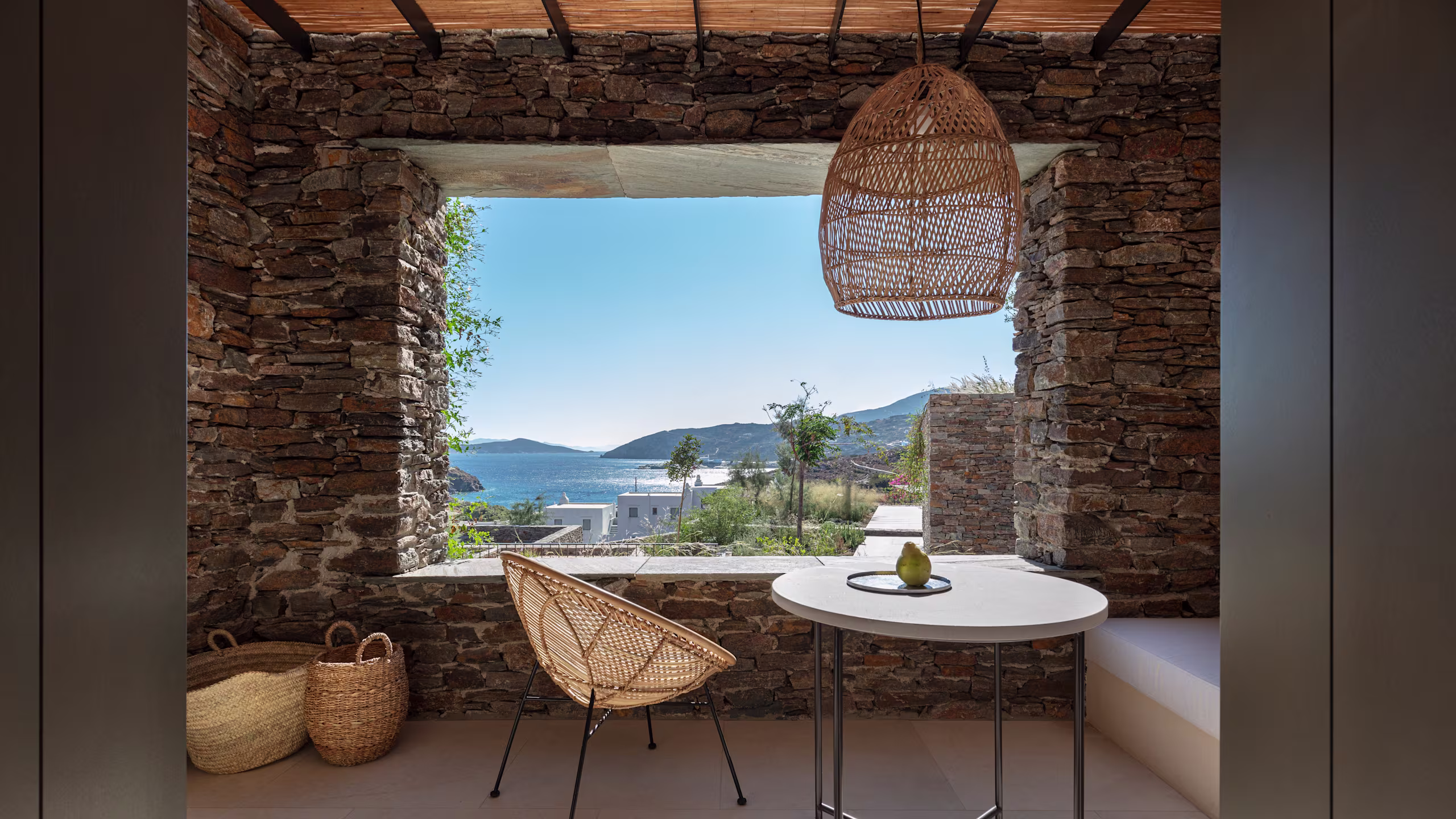 Nós Junior Suite with Sea View and Plunge Pool - Image 1