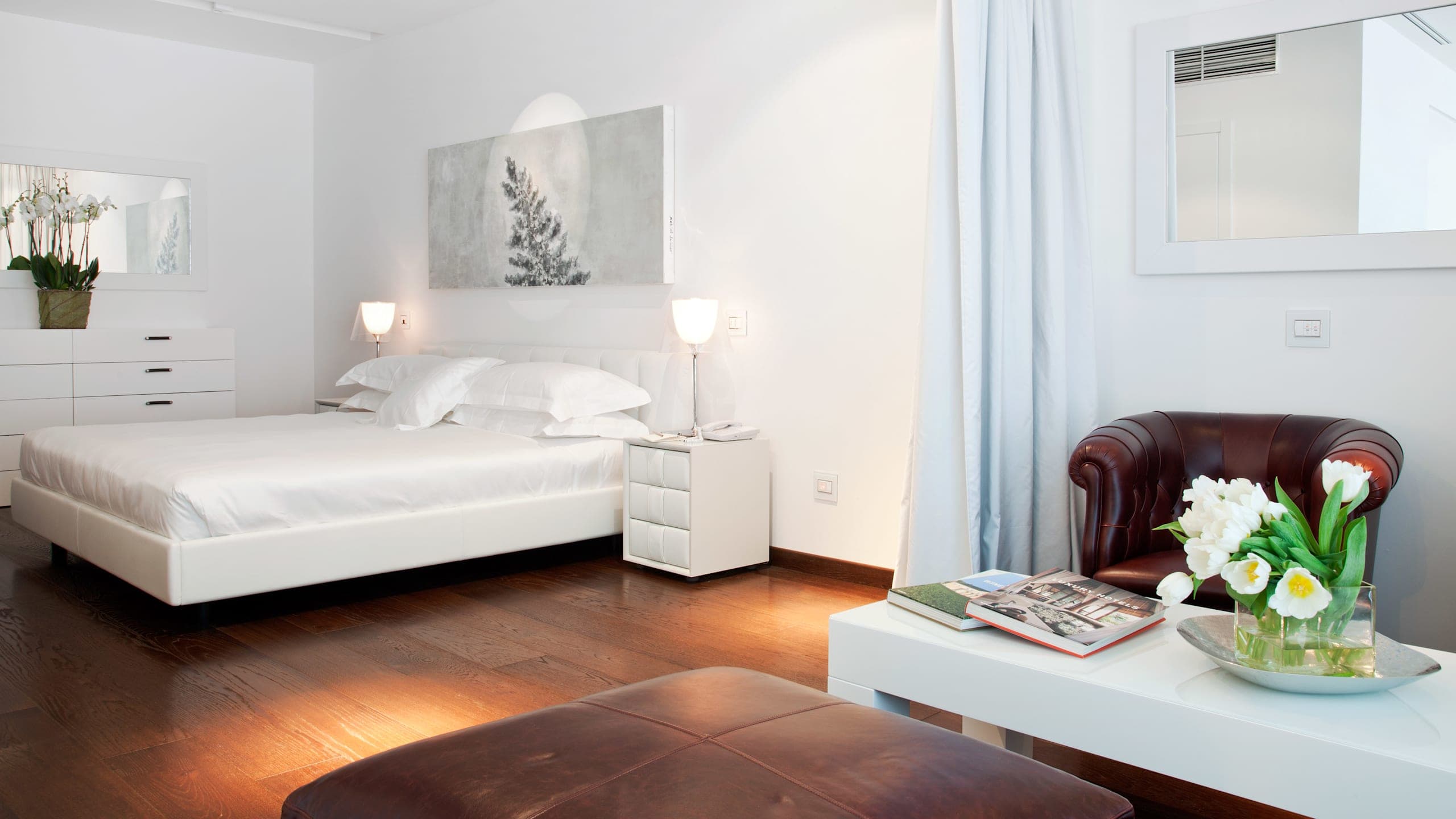 Junior Deluxe - Image 1