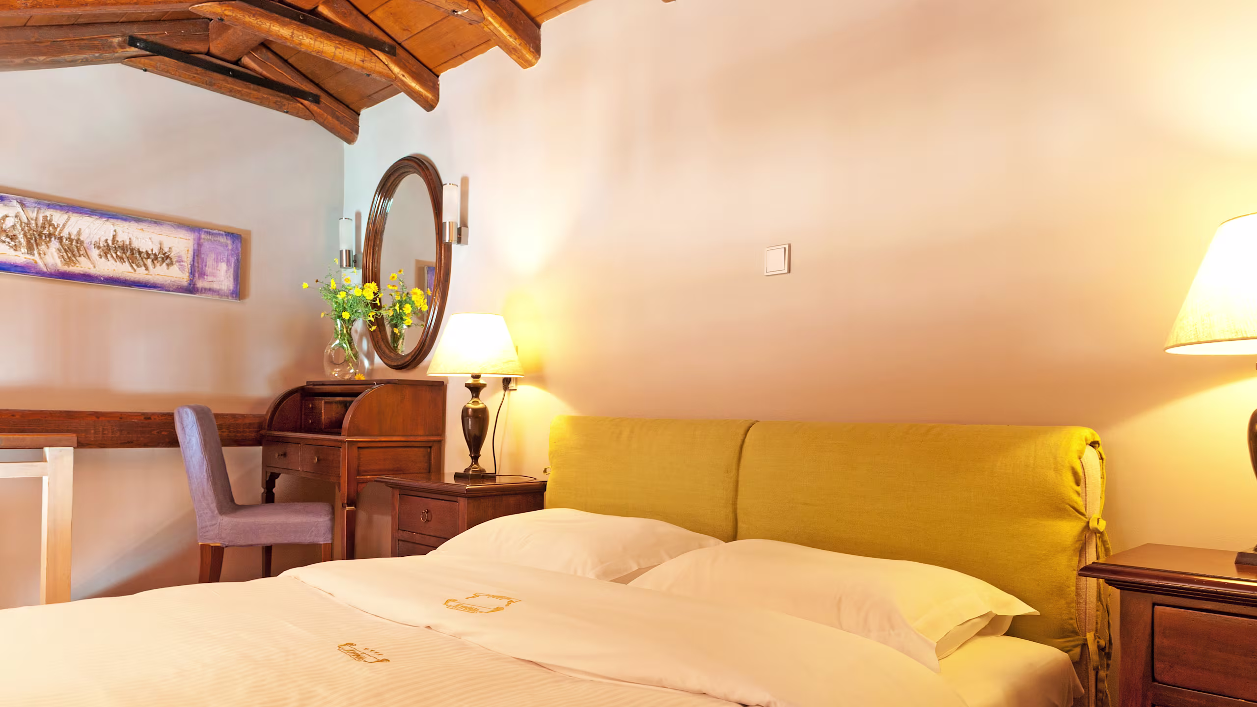Superior Double Room with Sea View - Image 5