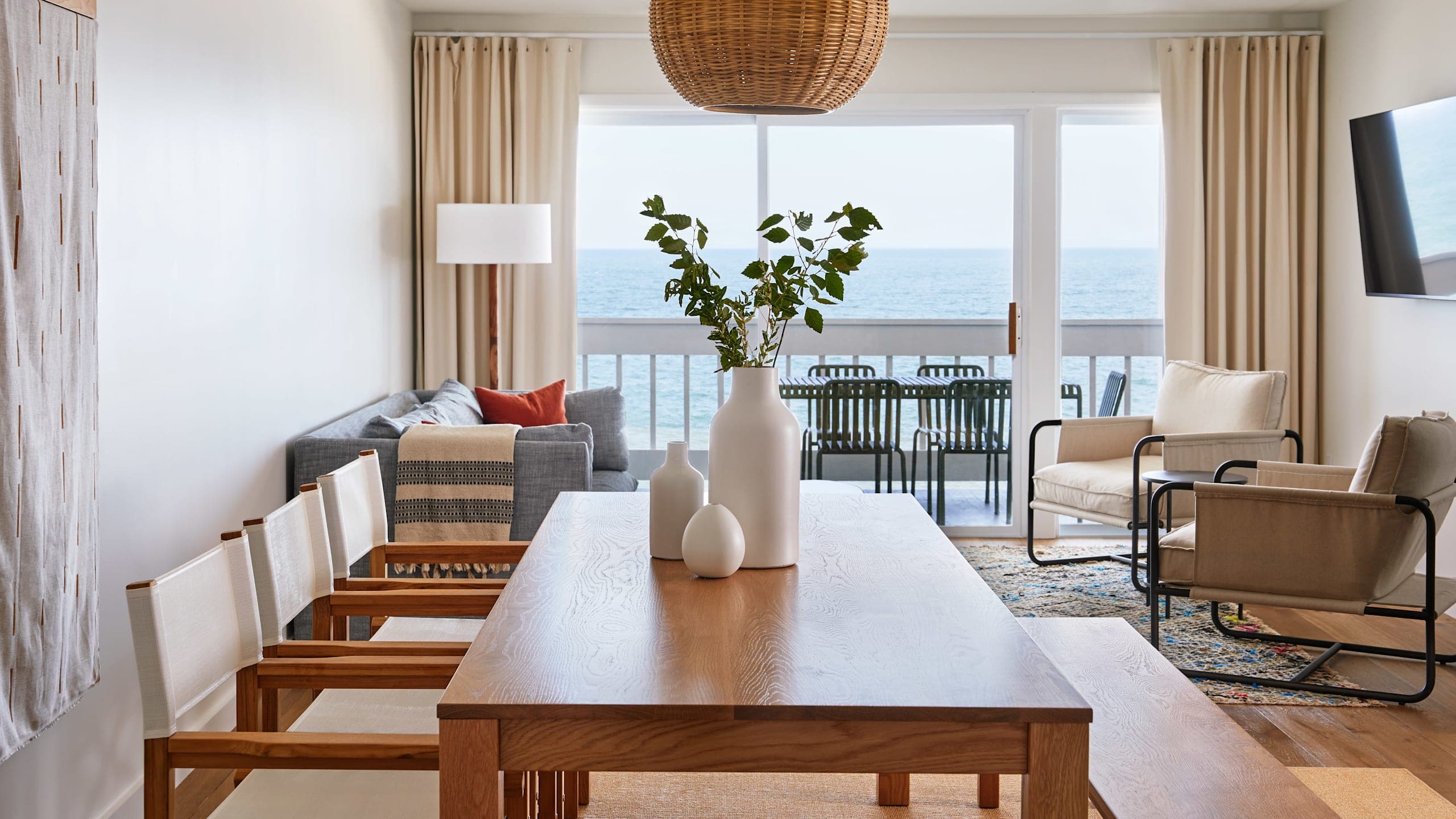 Two Bedroom Luxury Suite with King and Queen Bed - Image 3