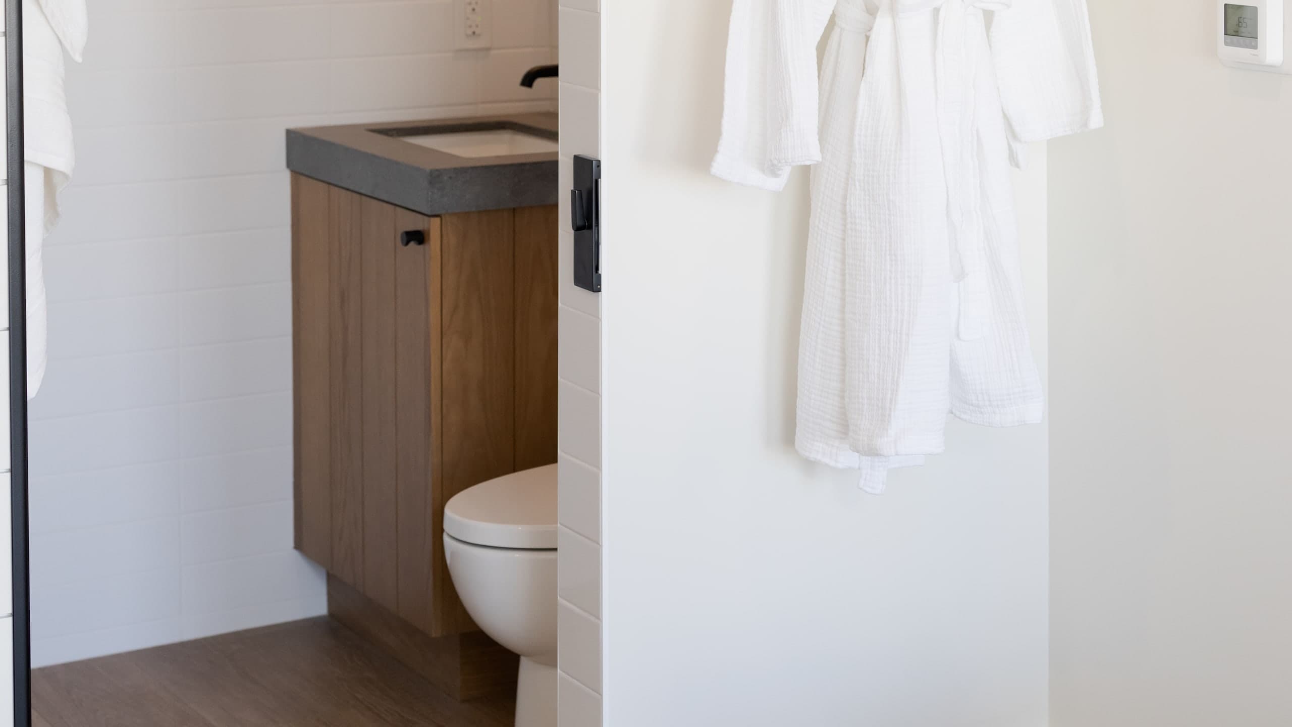 The Pacific Motel - Image 3