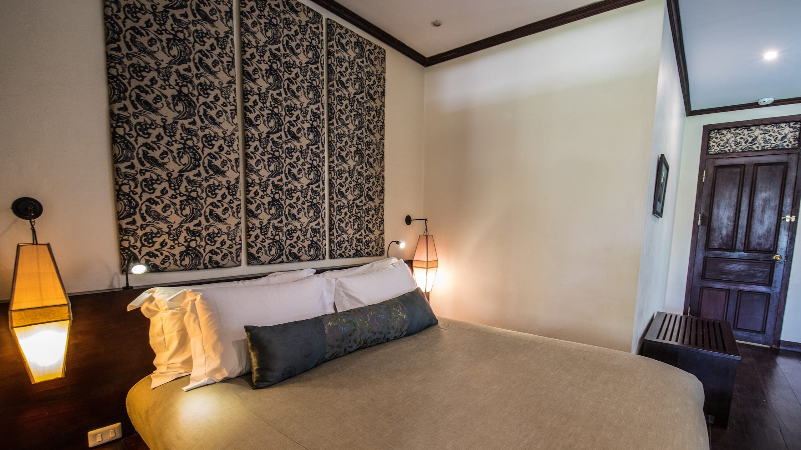 Deluxe Garden View Room - Image 4