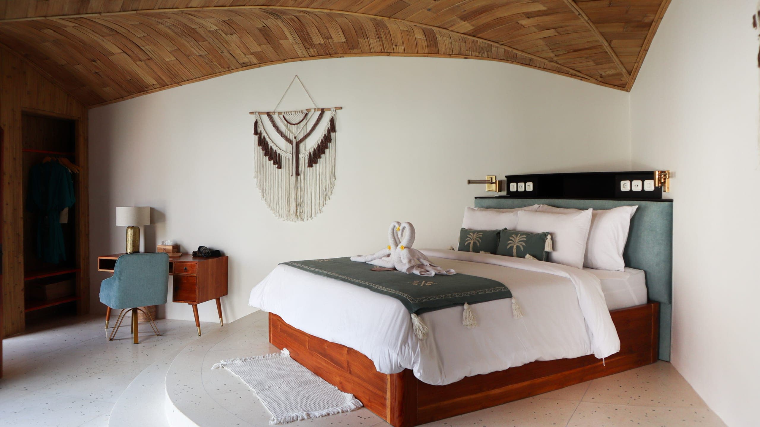 The Tide Suite - Image 7