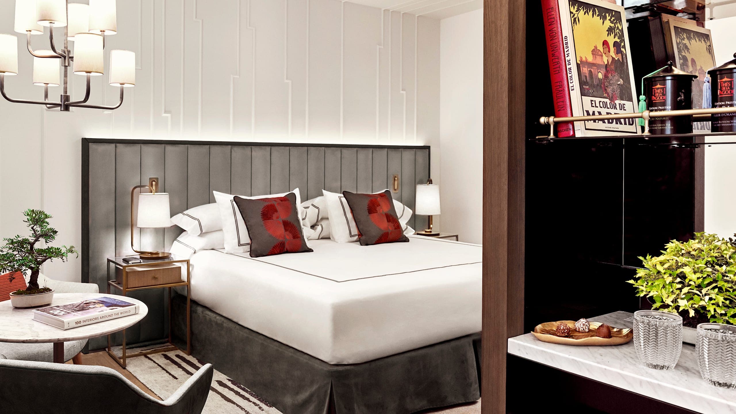 Executive Room - Image 1