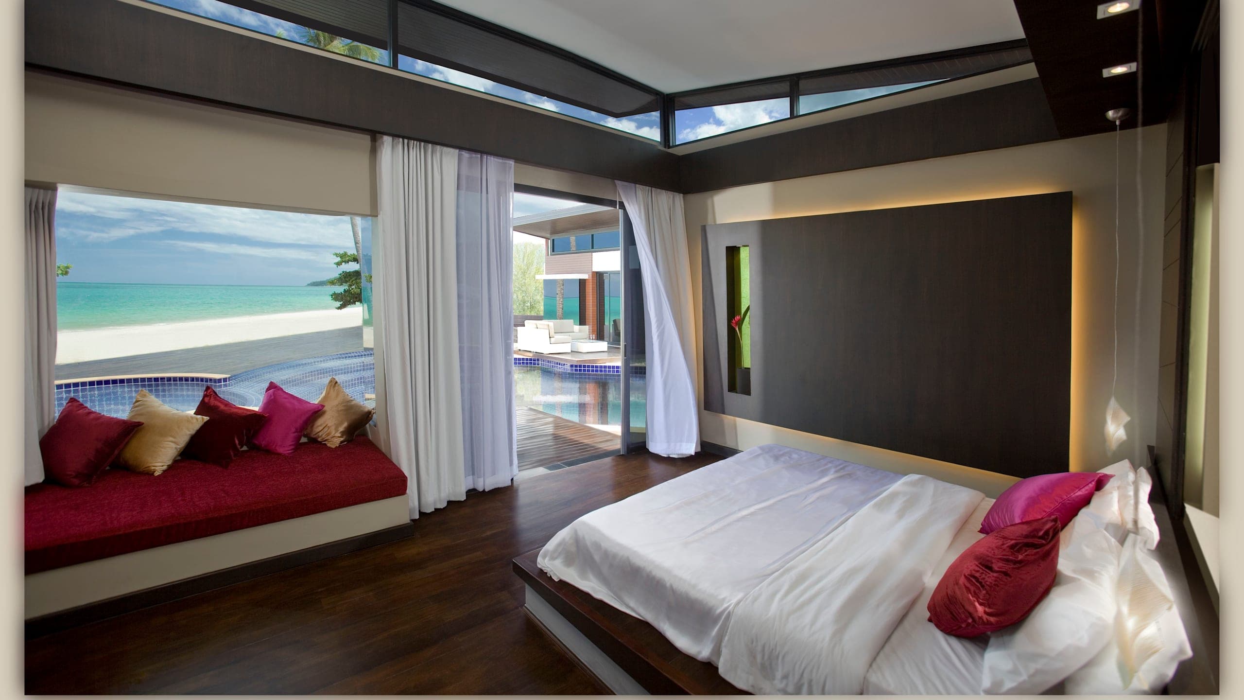 Poolside Villa - Image 3