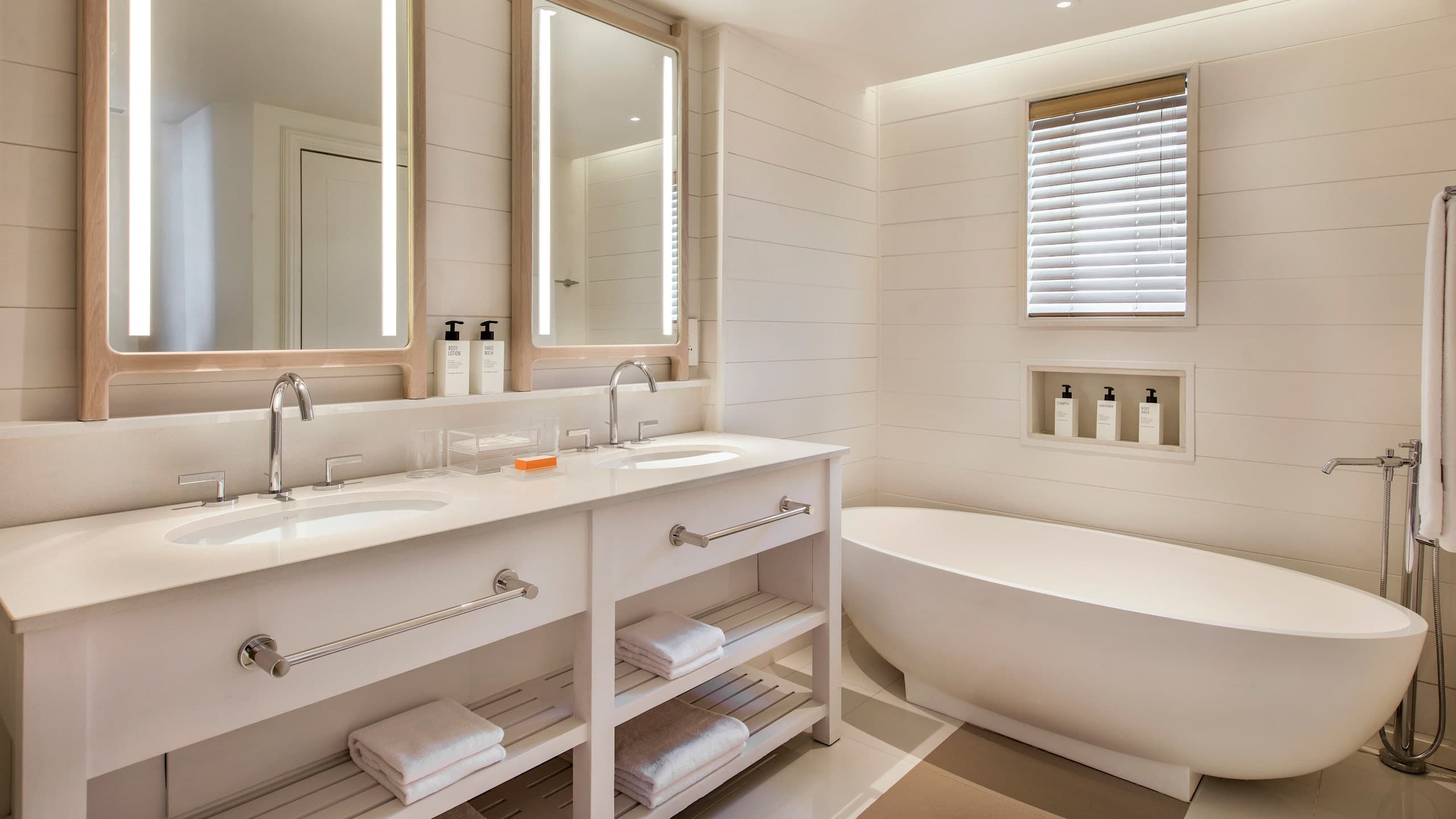 Junior Suite - Image 4