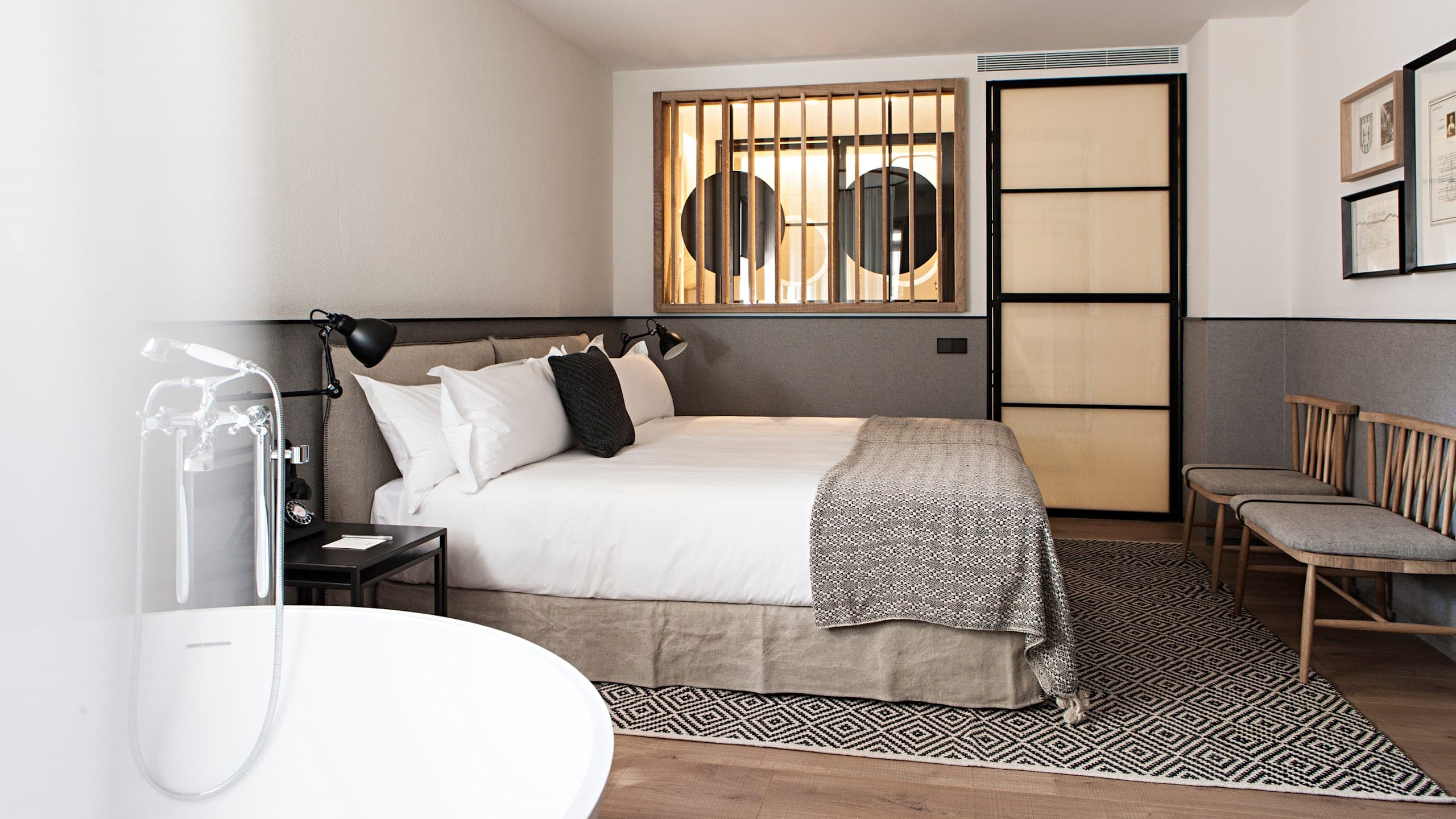 Junior Suite - Image 1