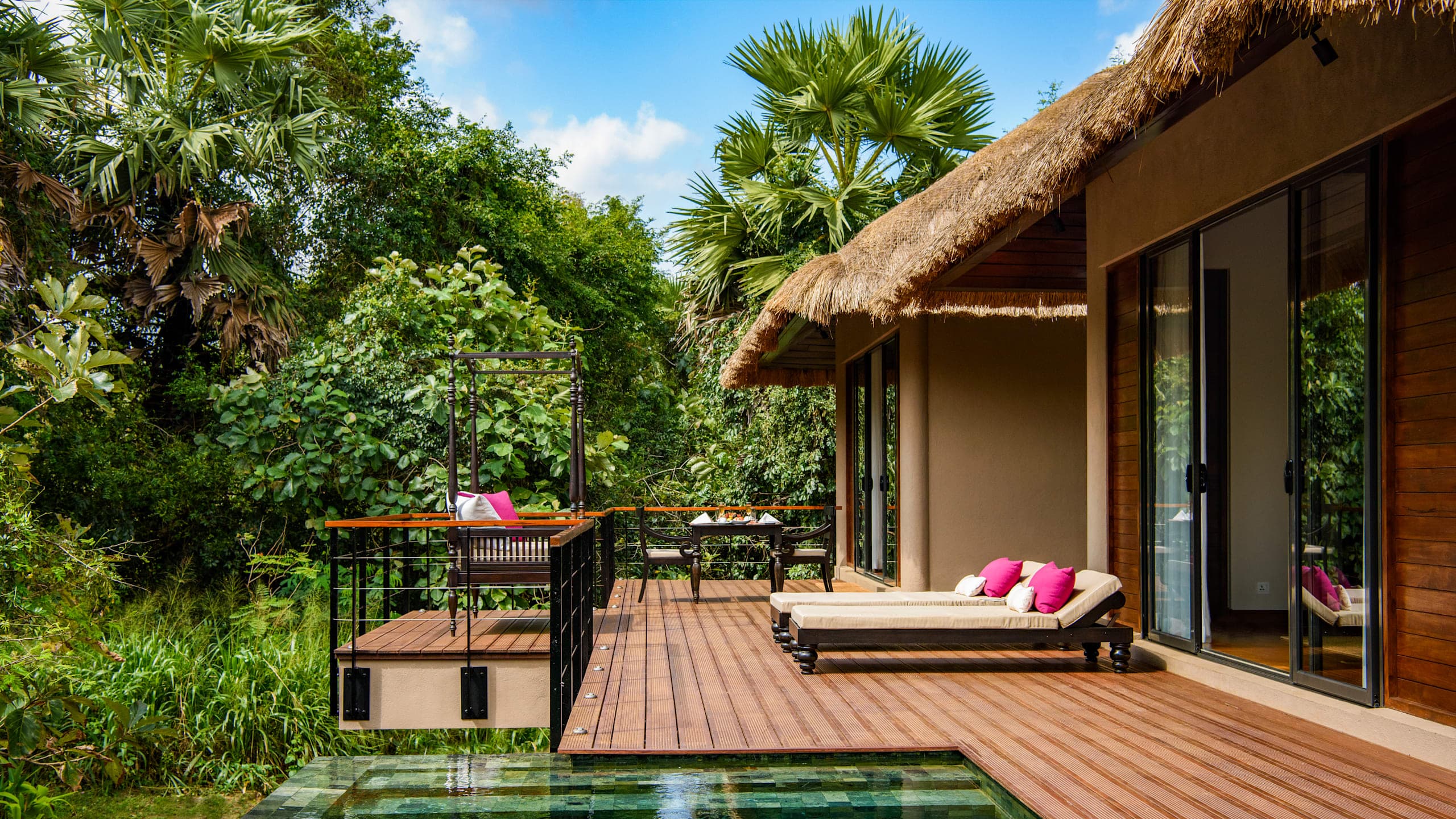 Deluxe One Bedroom Pool Villa - Image 2