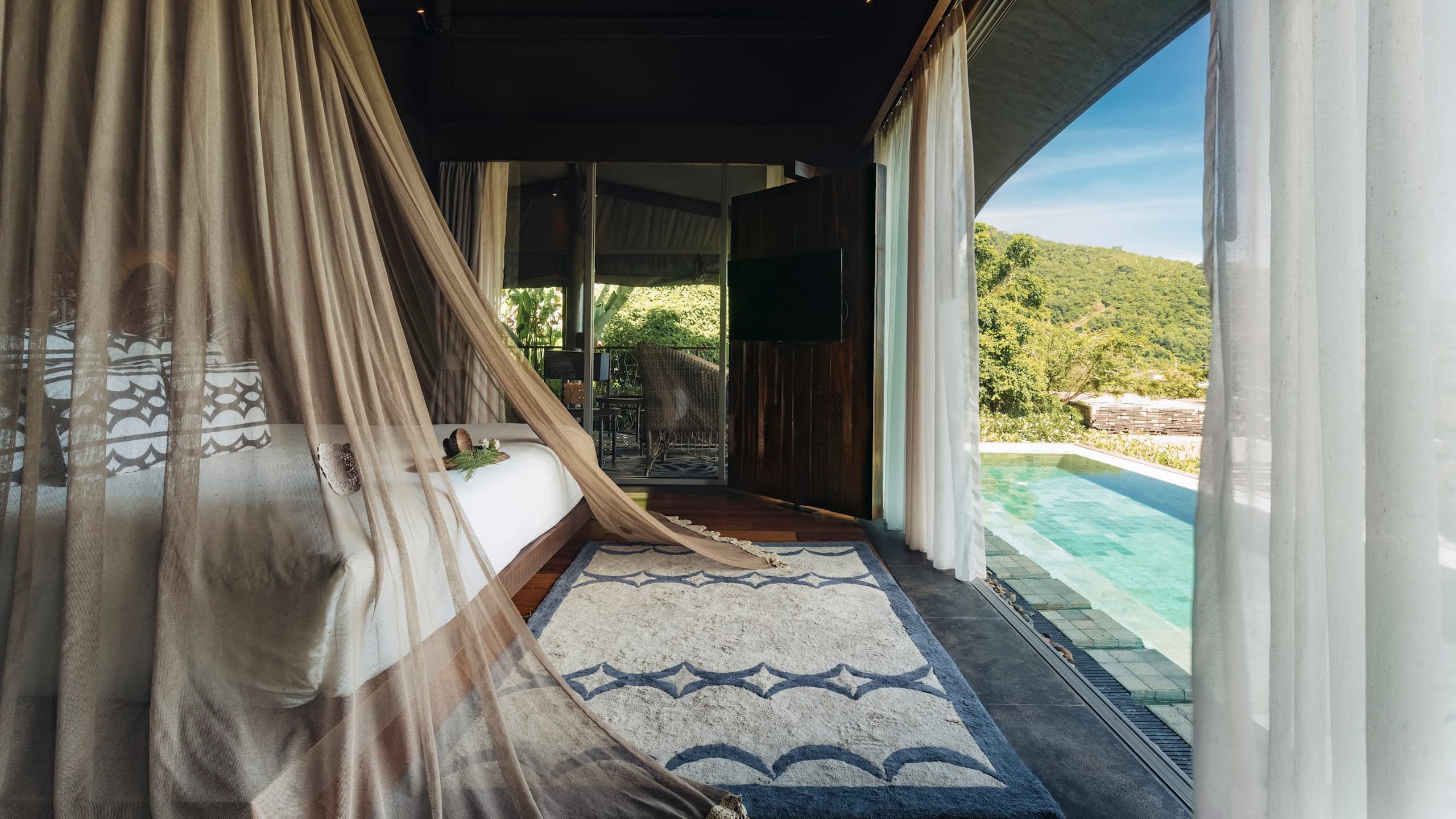 Tent Pool Villas - Image 4