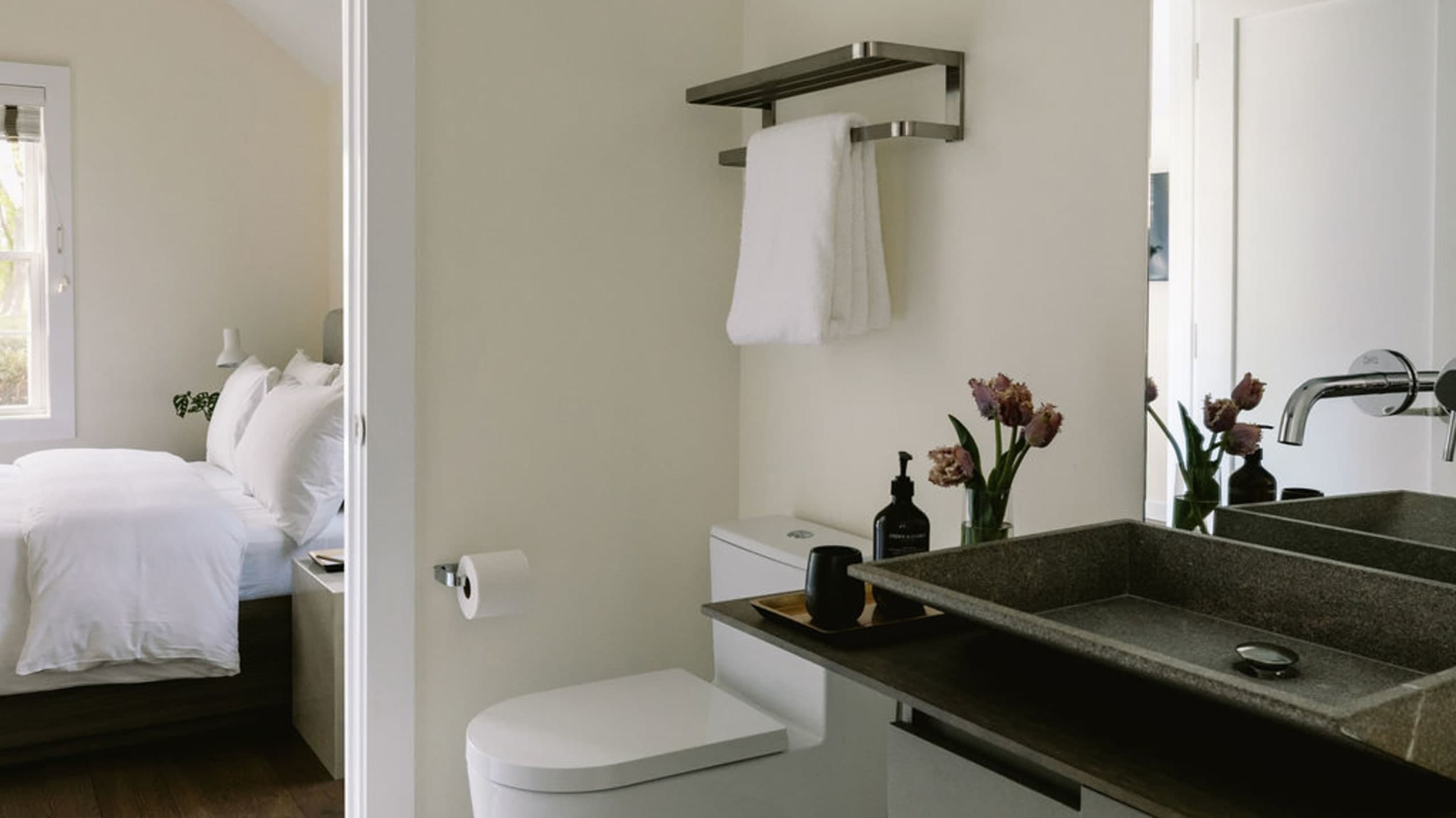 Barn Suite - Image 3