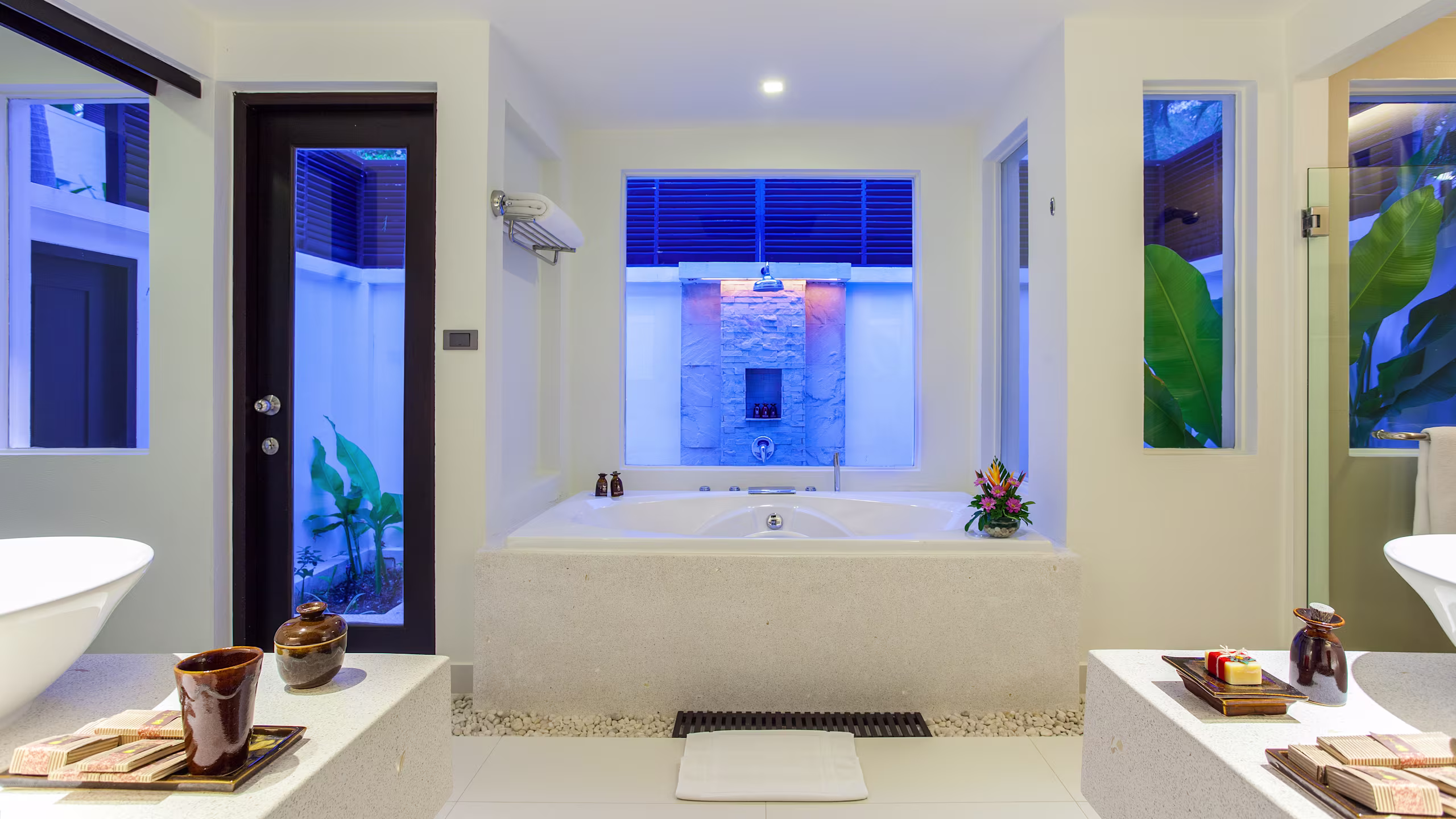 Grand Deluxe Villa - Image 6
