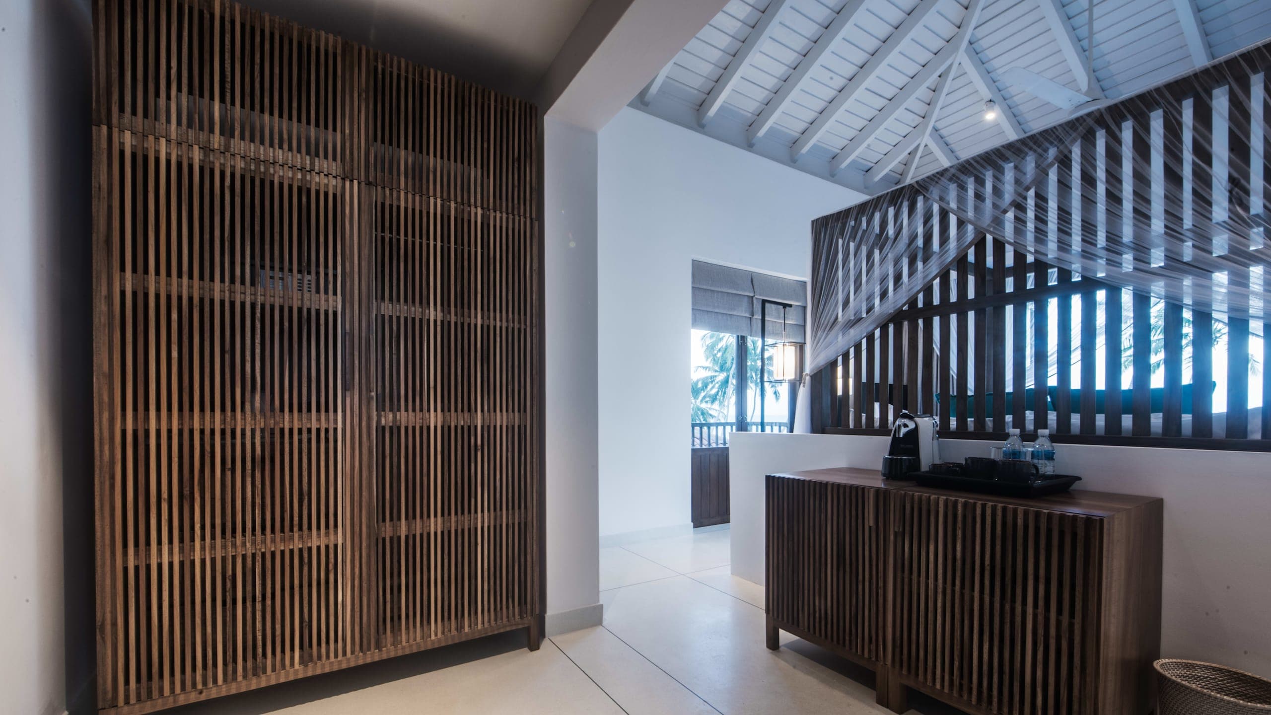 Oceanview Bedroom - Image 5