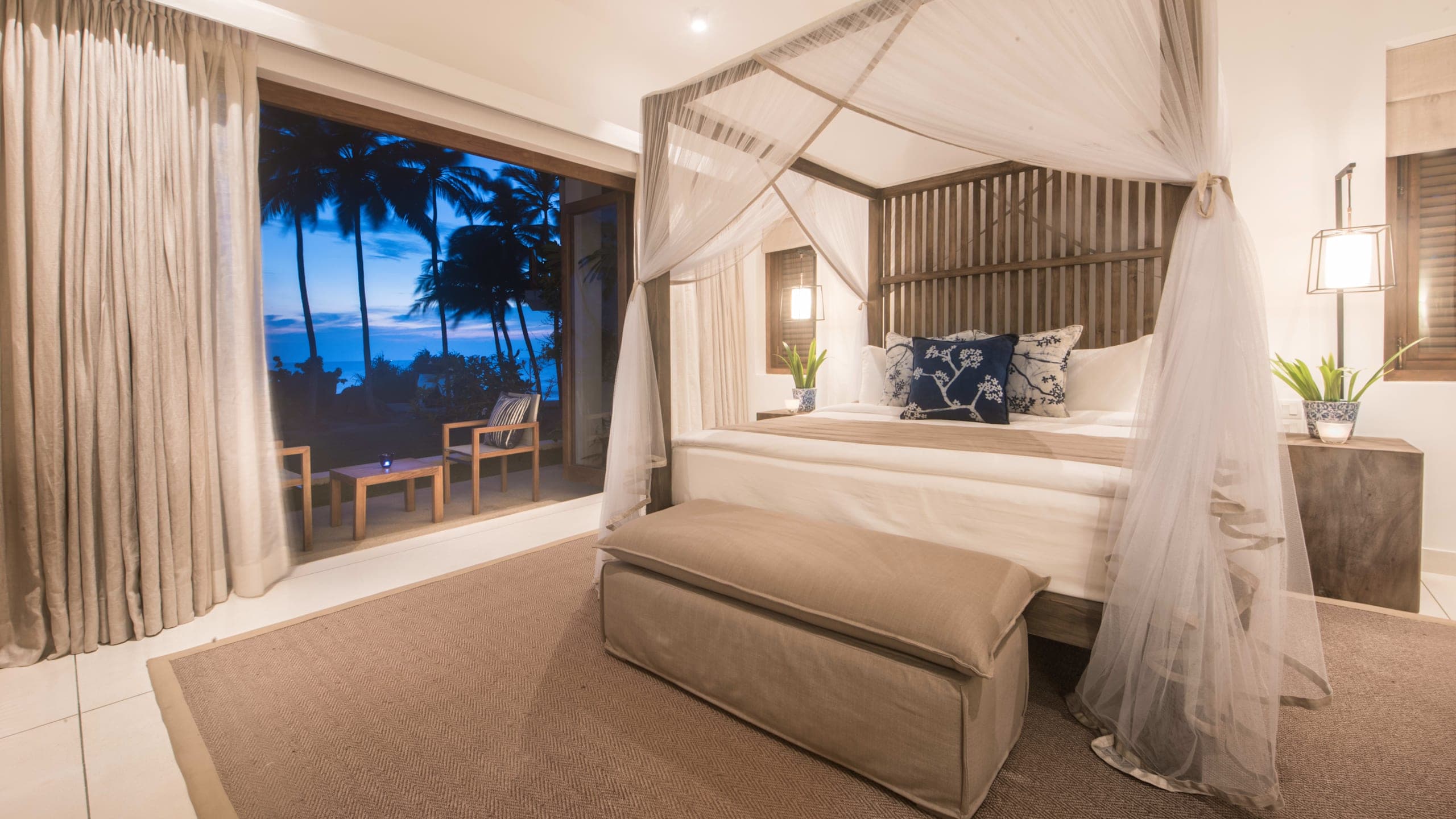 Oceanview Bedroom - Image 4