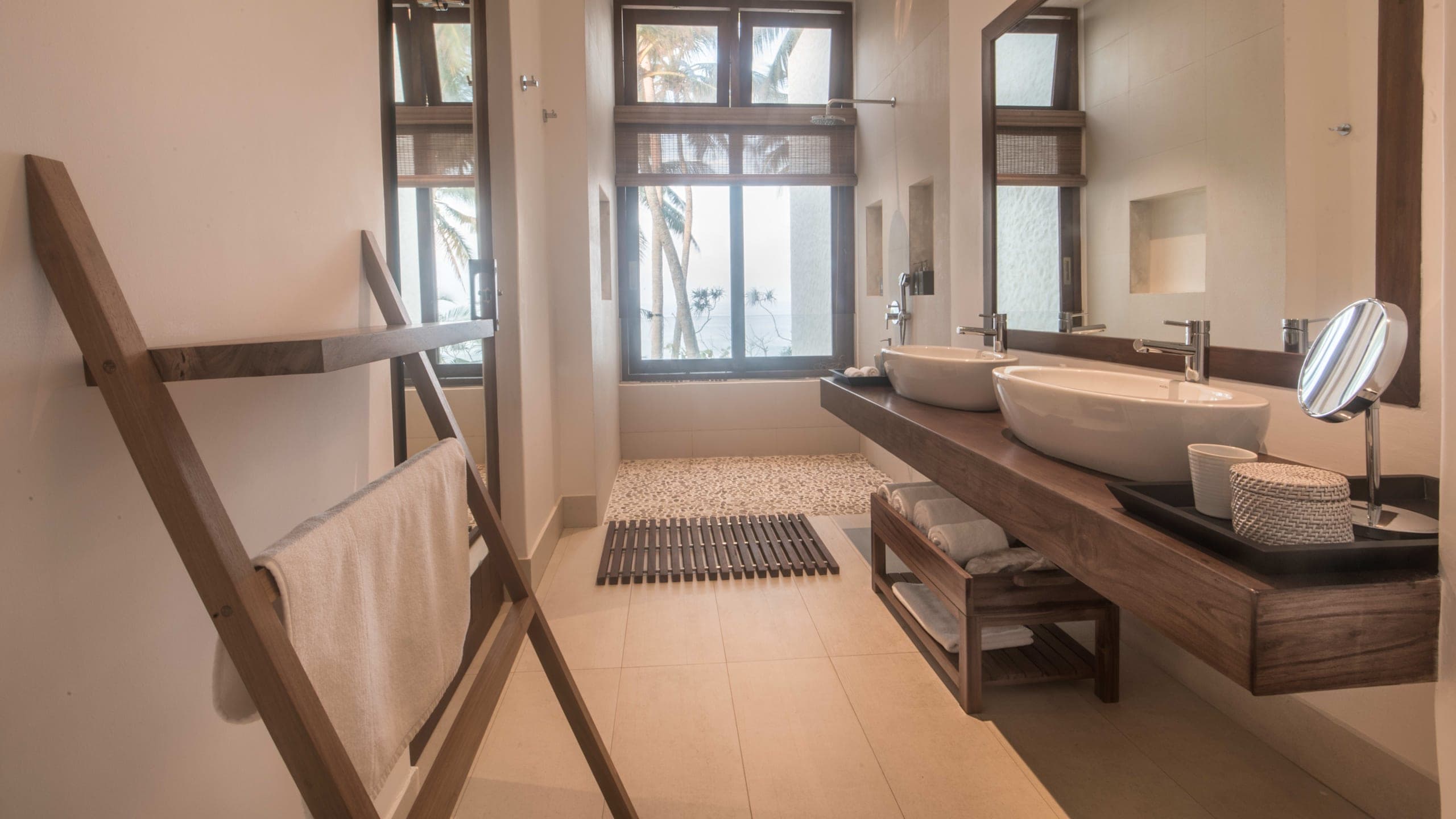 Oceanview Suite - Image 4