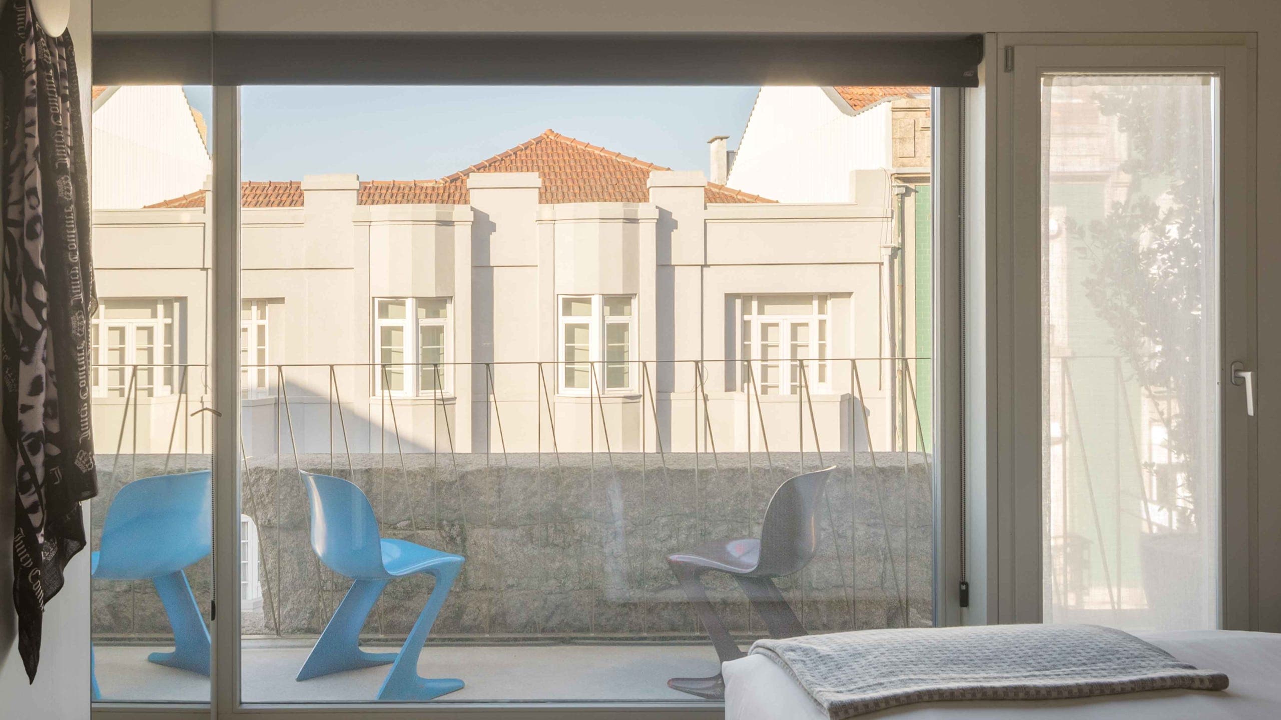 A4 Suite Rooftop - Image 4