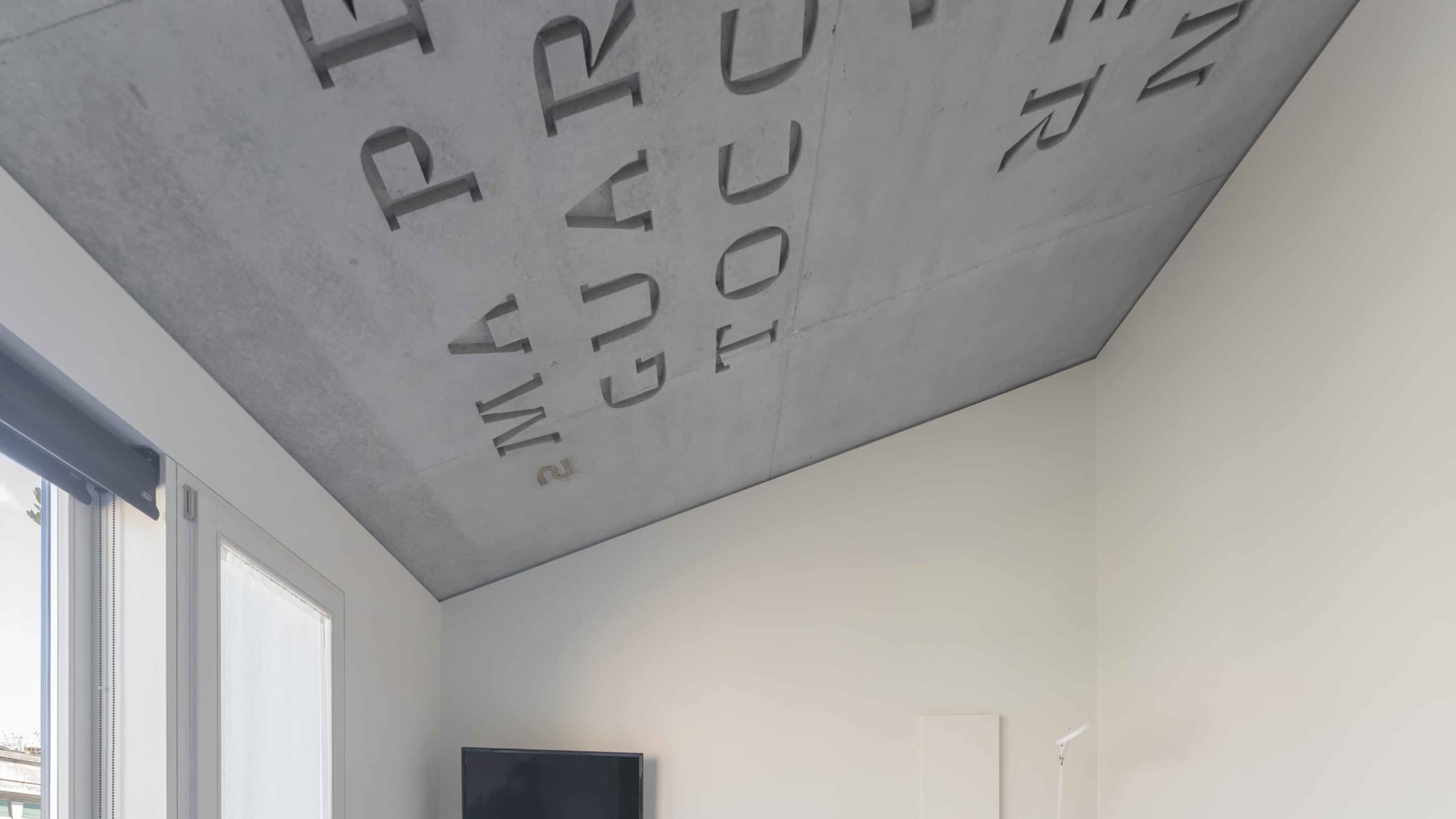 A4 Suite Rooftop - Image 1