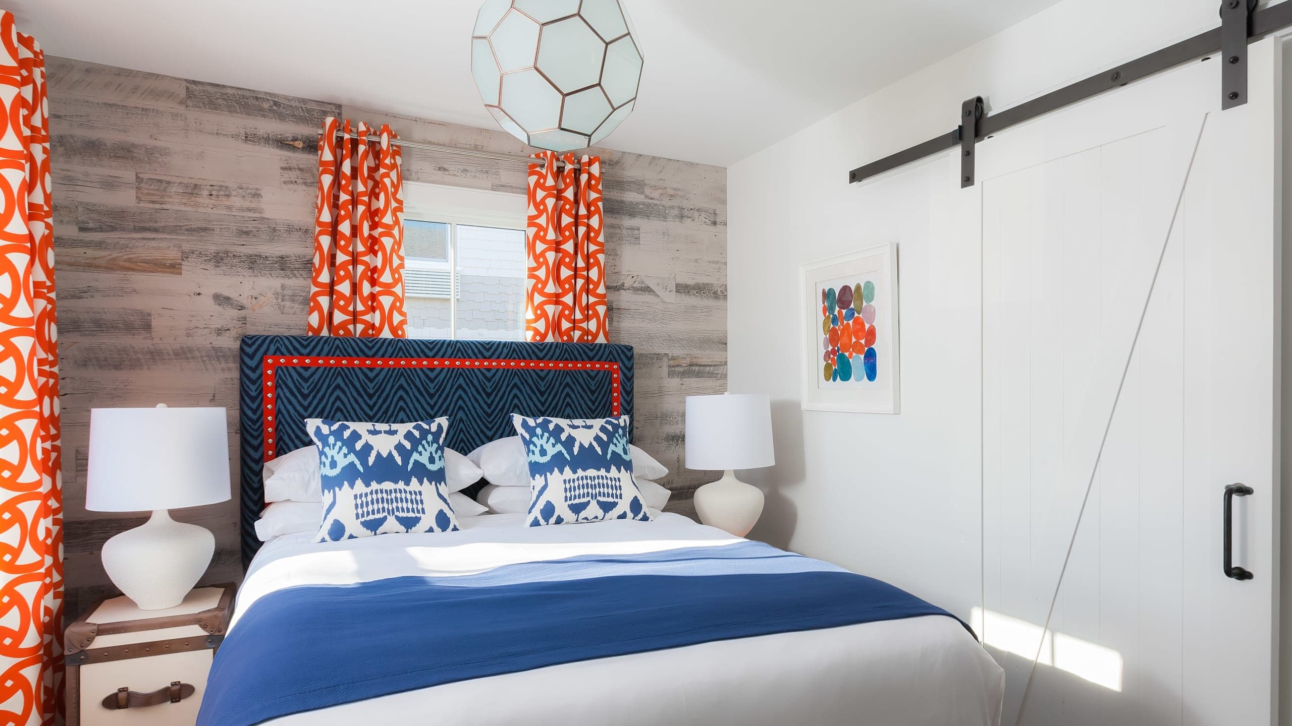 Queen Suite - Image 3