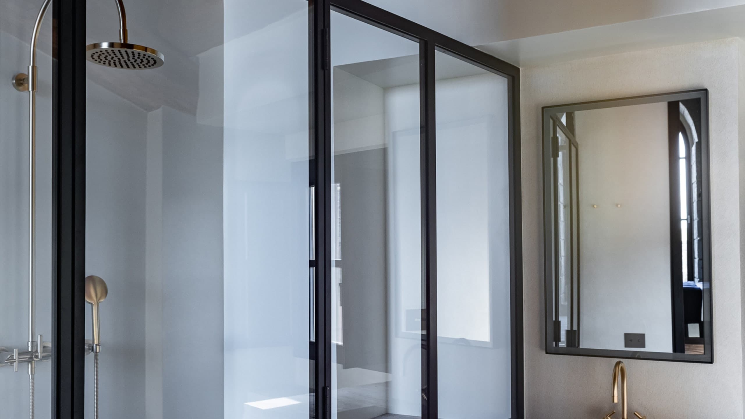 Penthouse Suite - Image 5