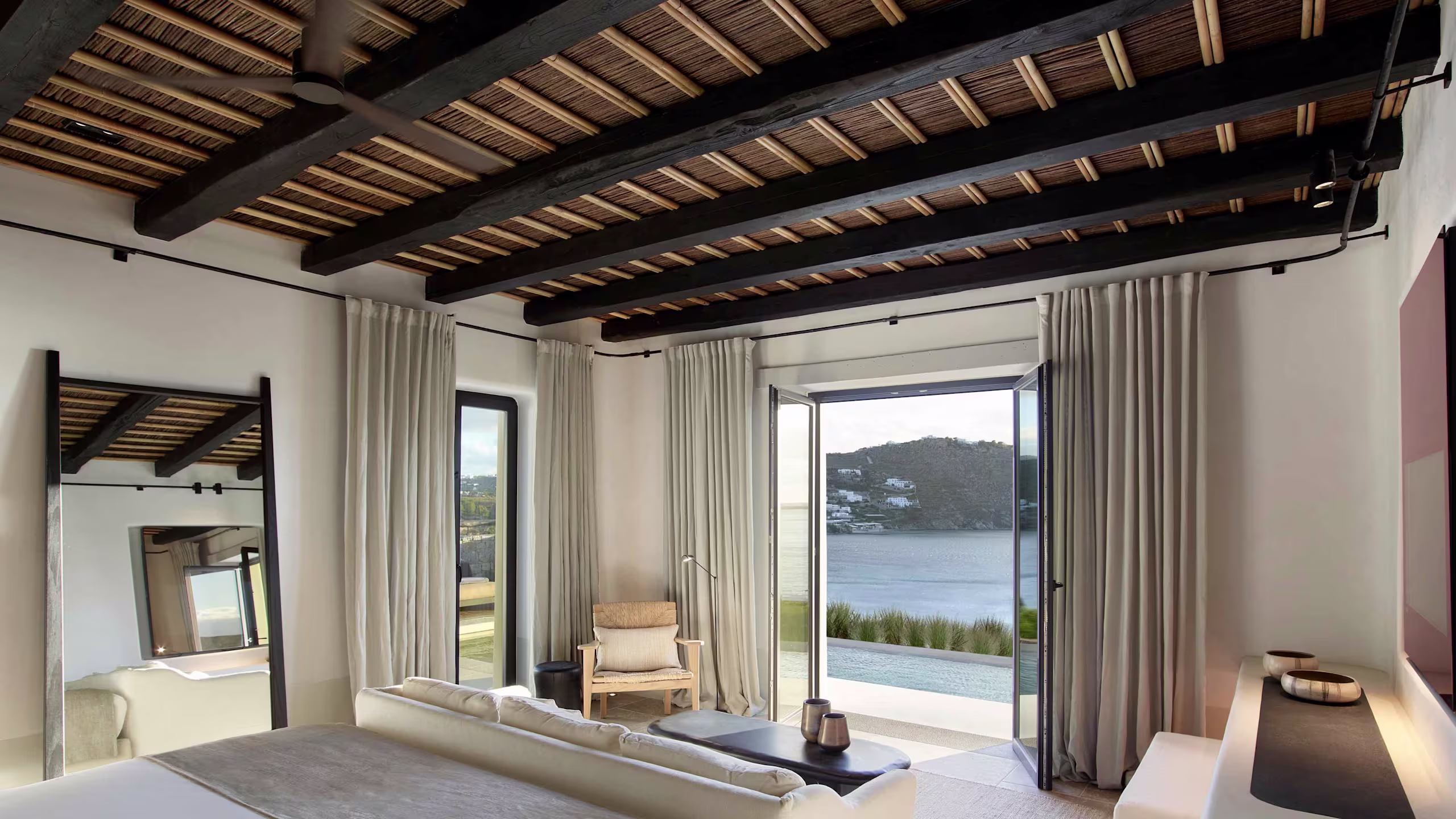 Kalesma Suite Sea View with private pool - Image 1