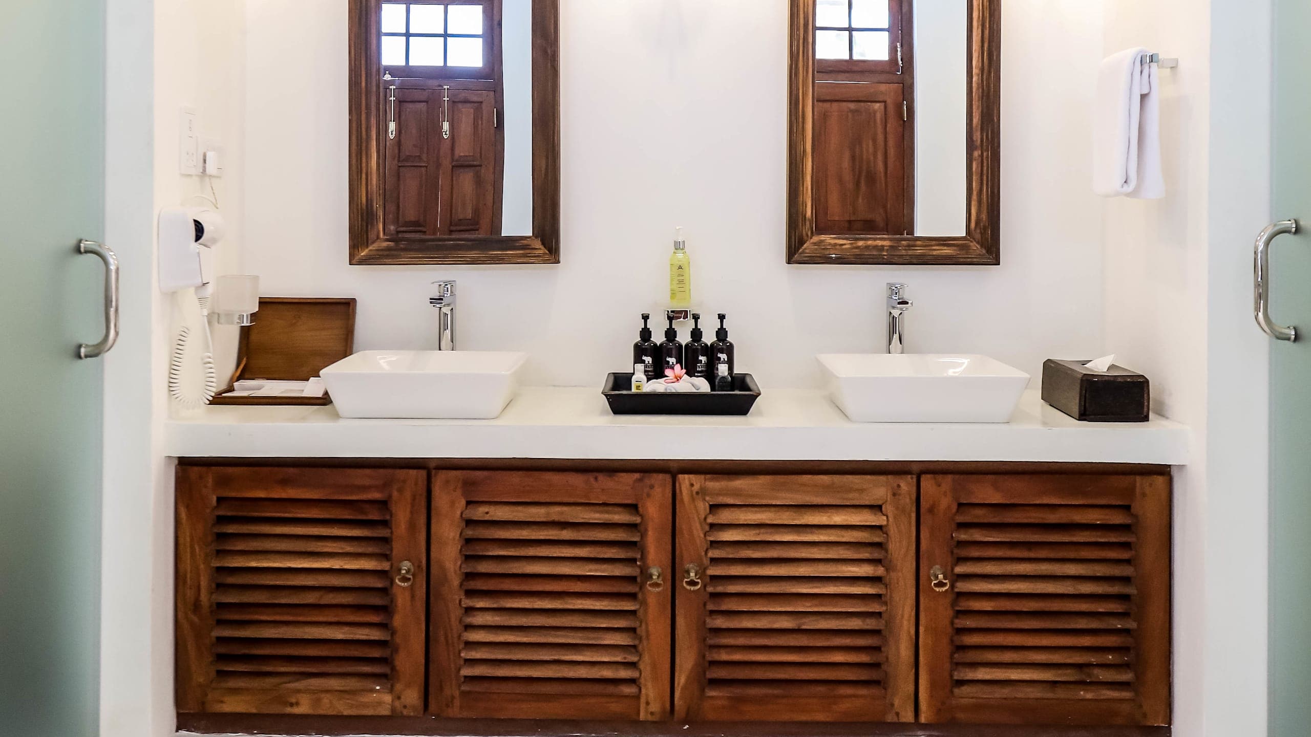 Garden Suite - Image 10