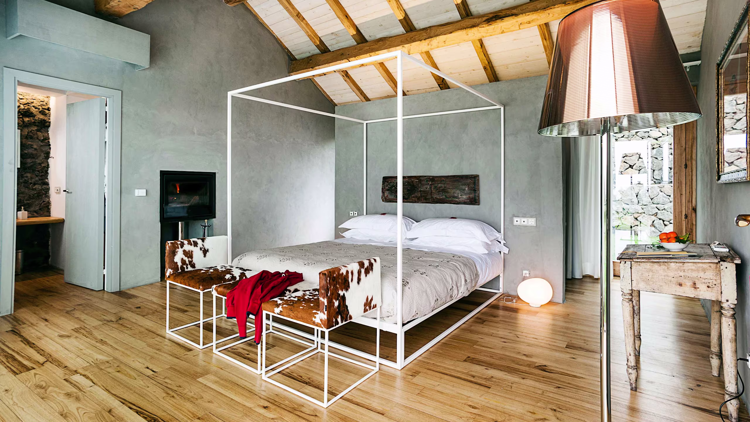 Double Deluxe - Image 6