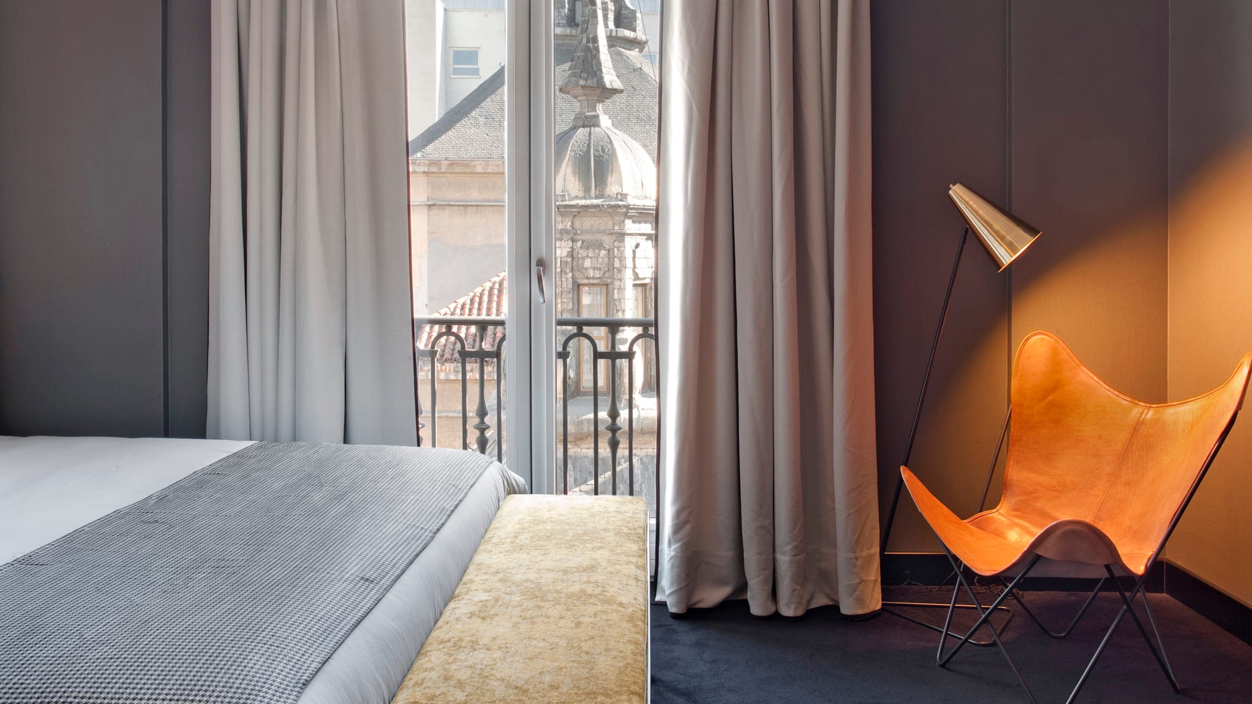 Deluxe City Views - Image 4