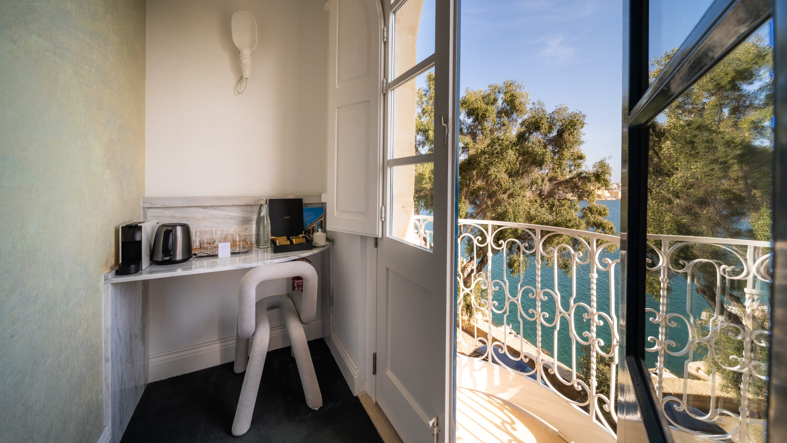 Hideaway Harbour View Petite (Annex) - Image 2