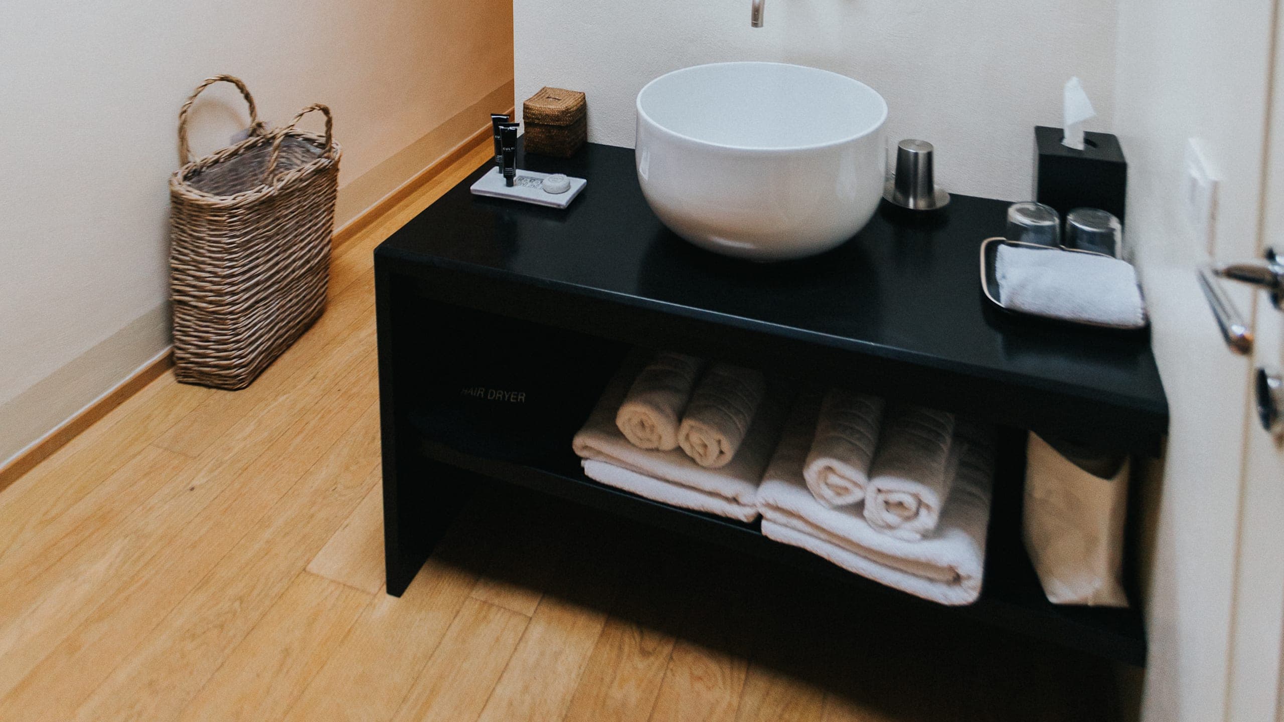 Junior Suite - Image 7