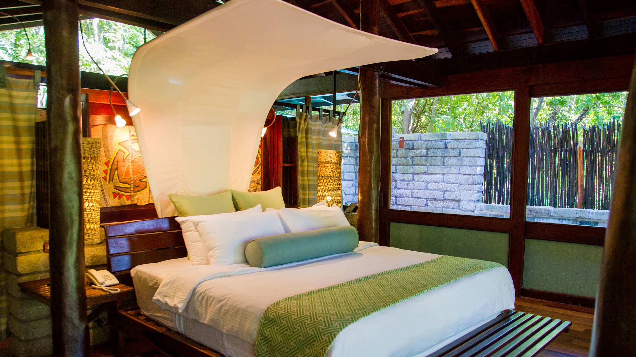 Morgan's Rock Hacienda and Ecolodge - Image 4
