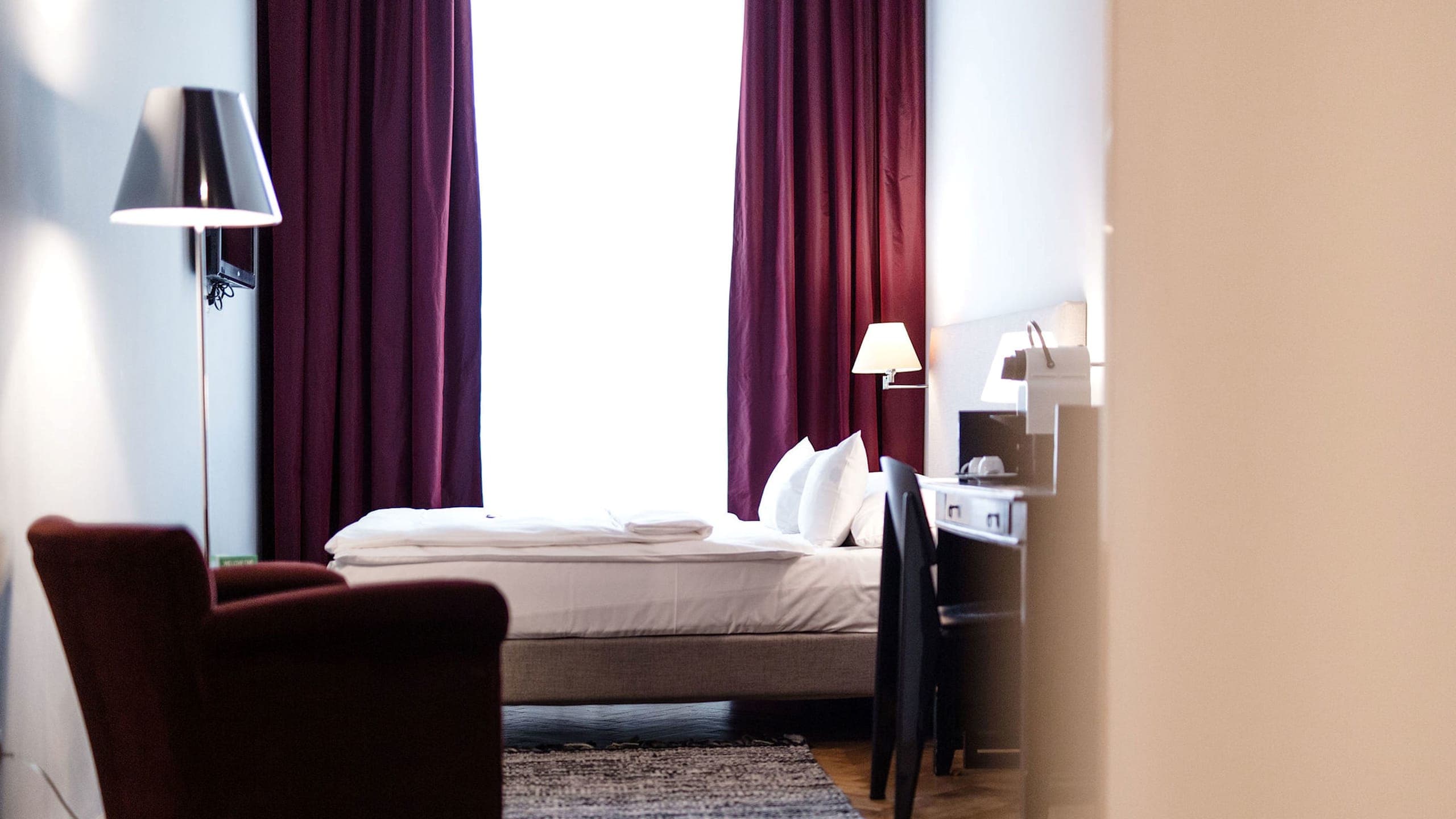 Double Room Regular - Image 9