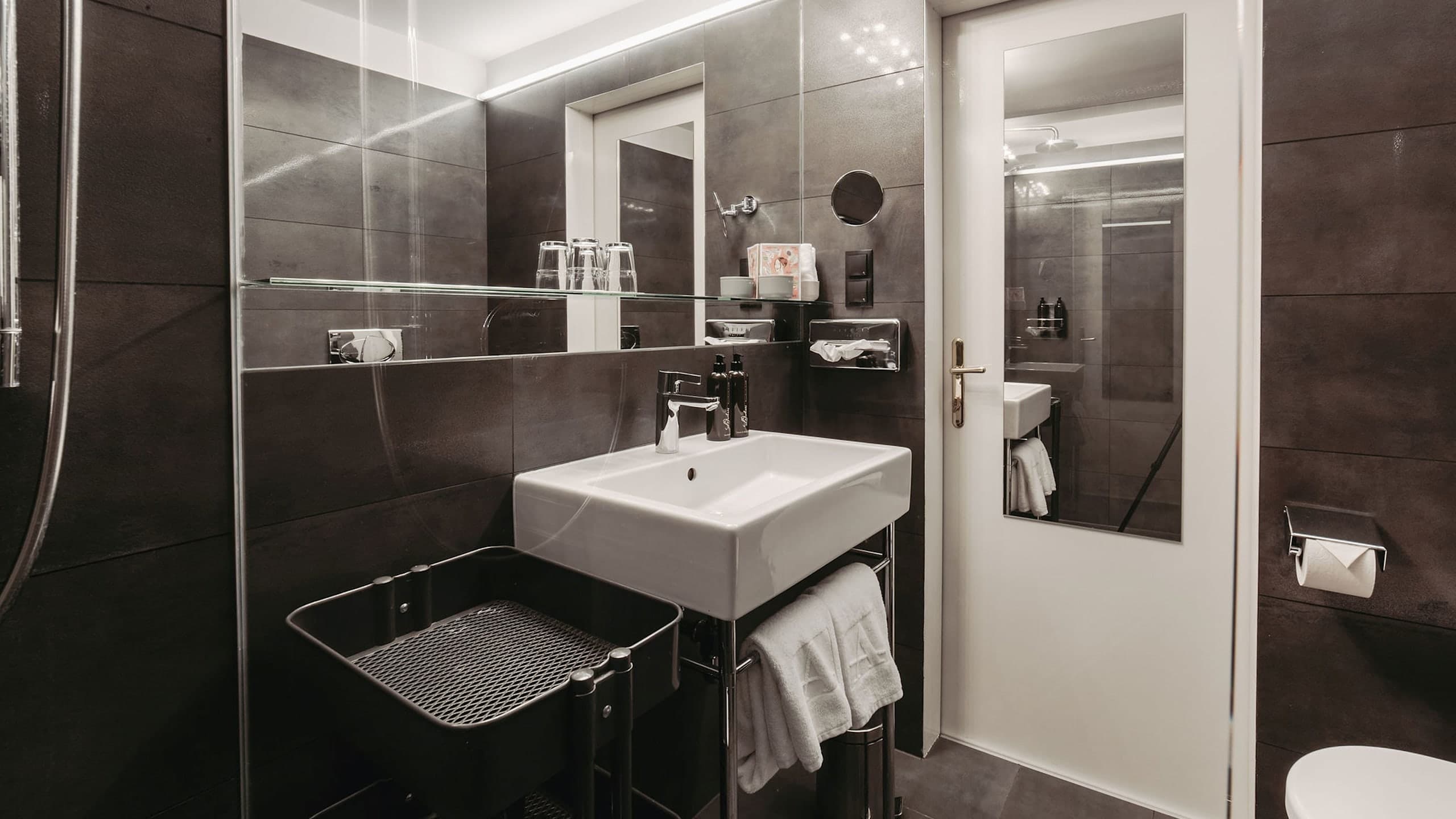 Double Room Regular - Image 1