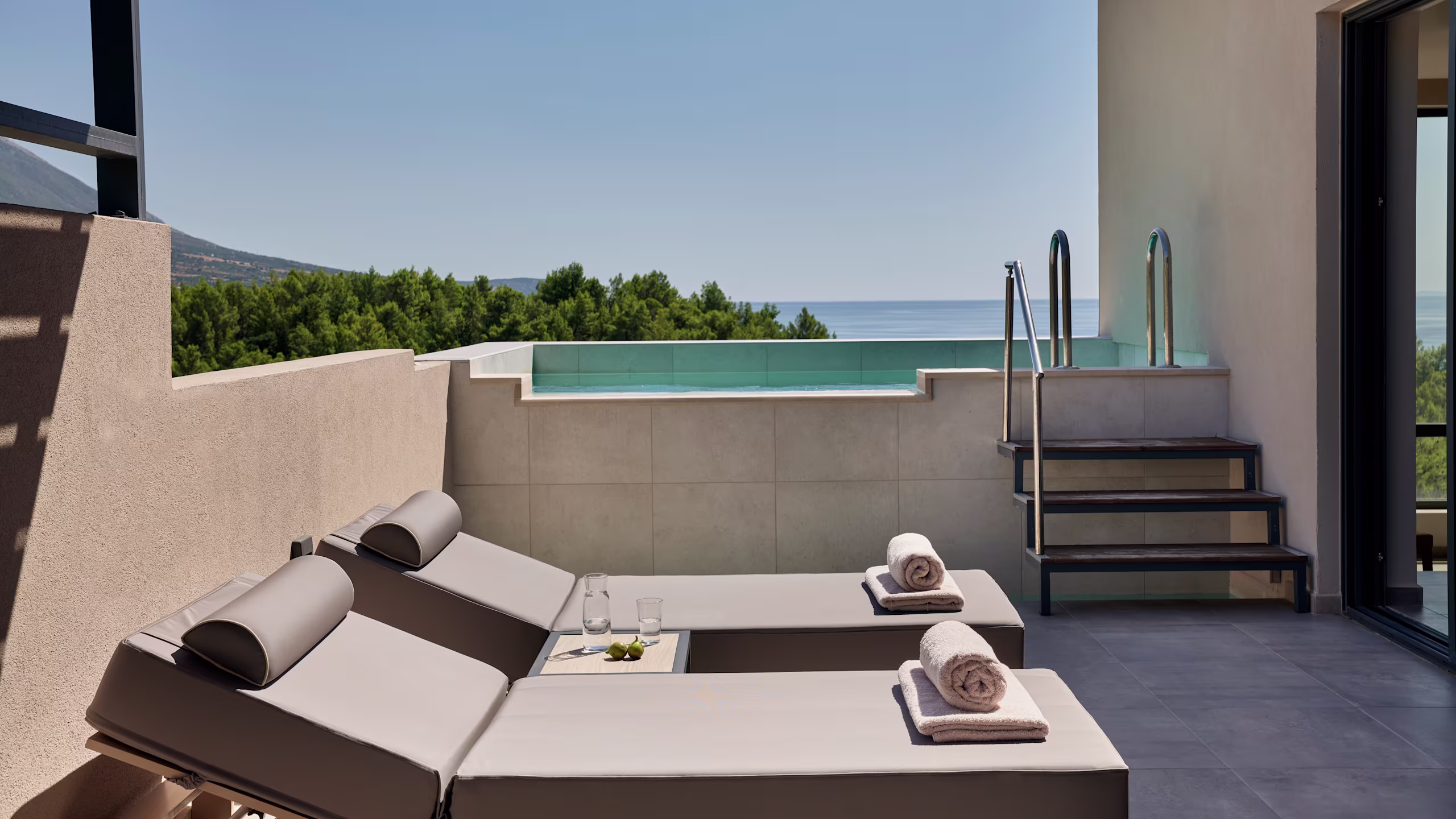 Honeymoon Suite Sea View with Cozy Private Pool - Image 1