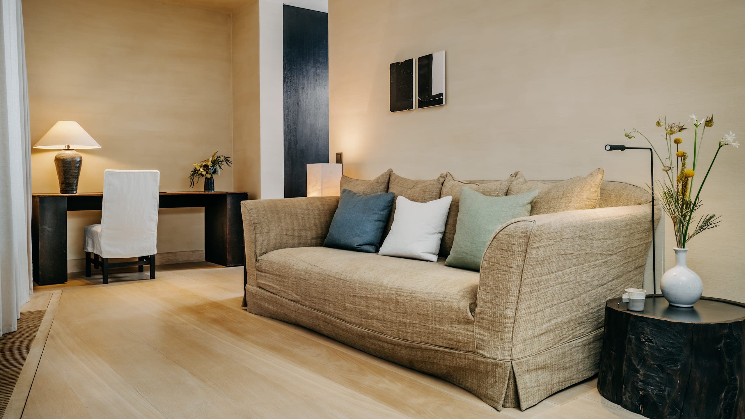 Premier Suite - New Chancellery - Image 1