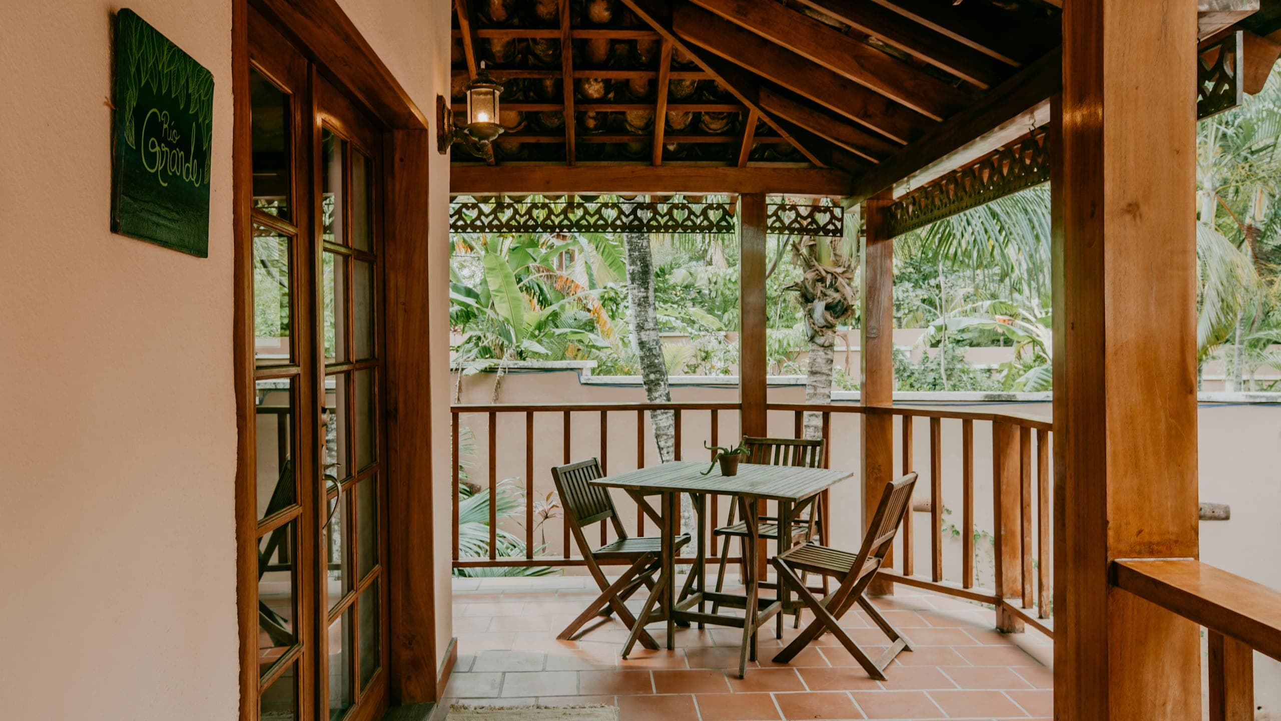 Sansara Surf & Yoga Resort - Image 2