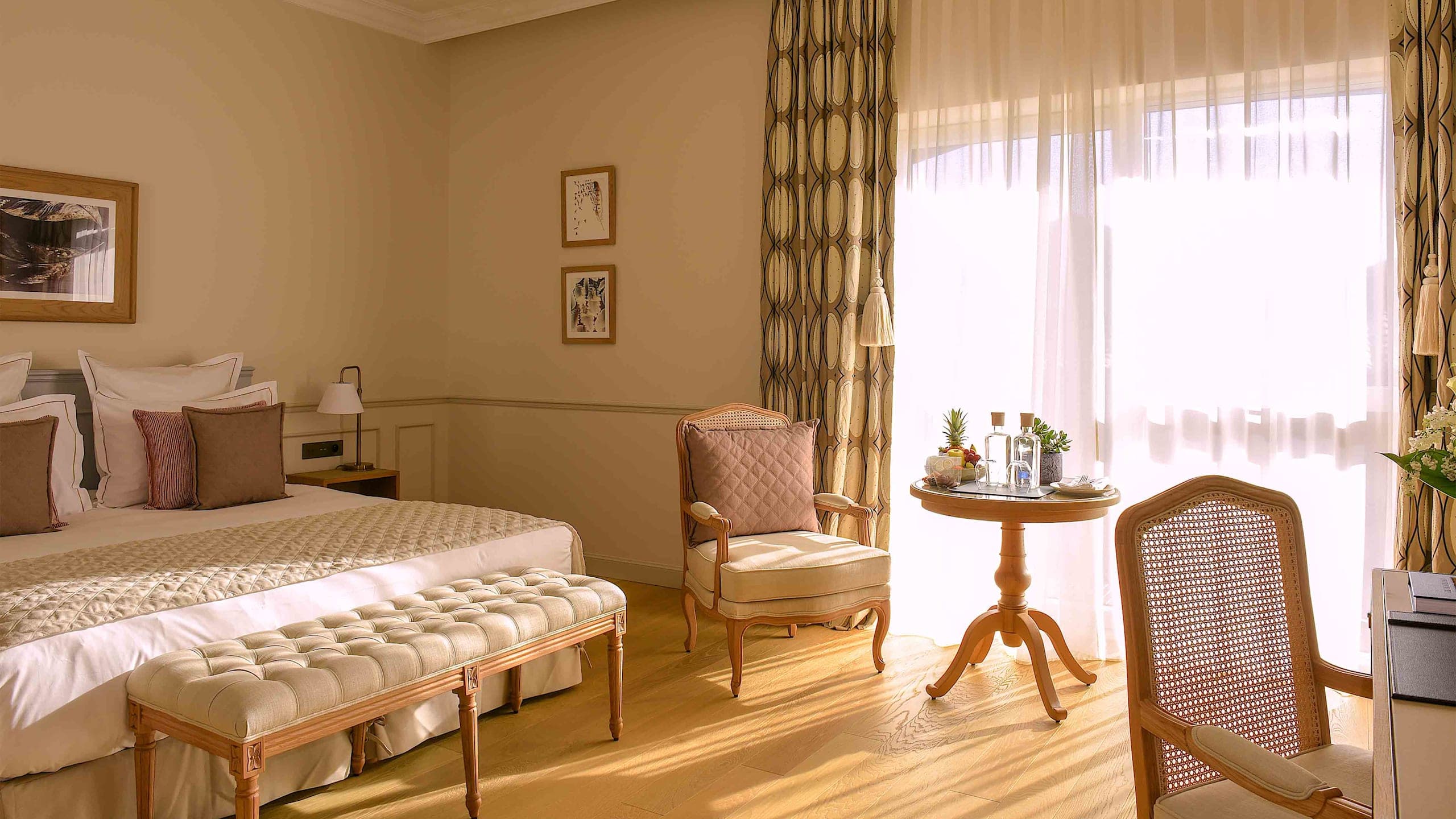 Premier Room - Image 4